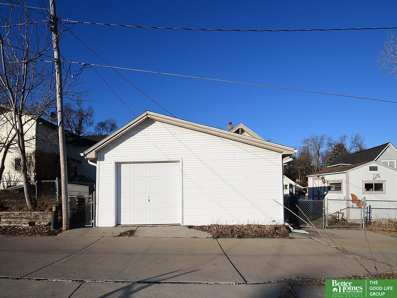 4527 S 14th Street
