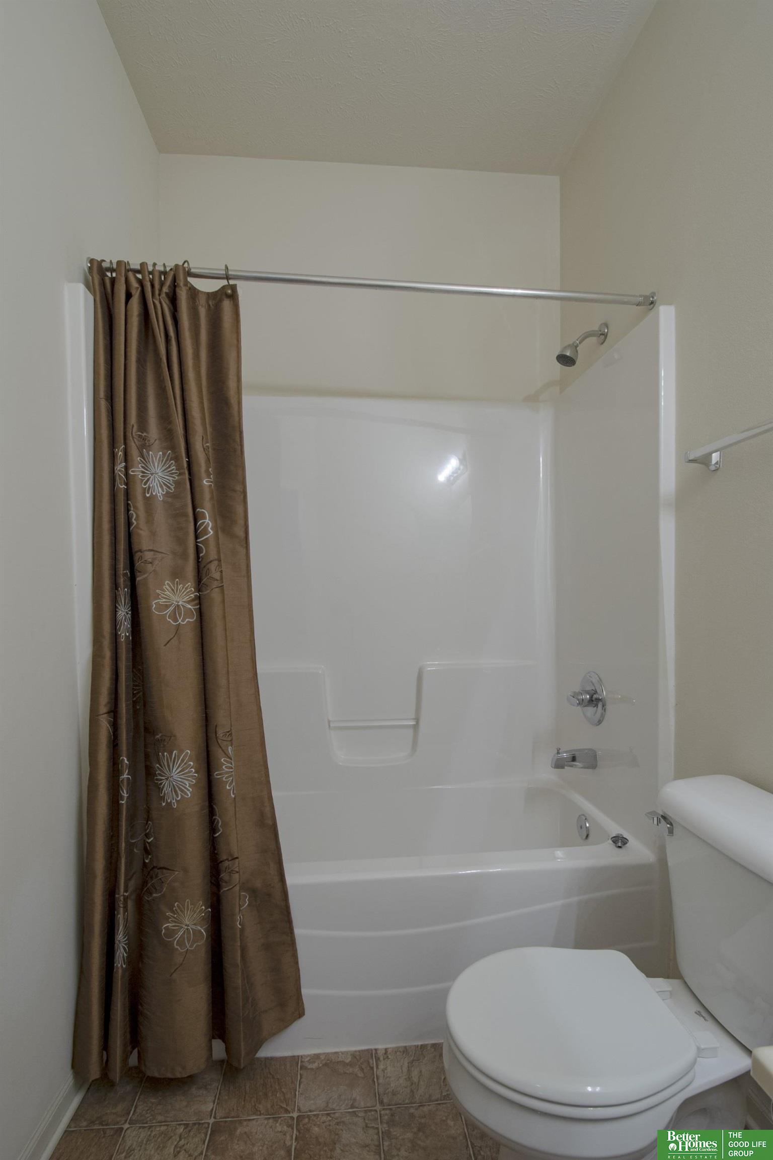 14218 Huntington Avenue