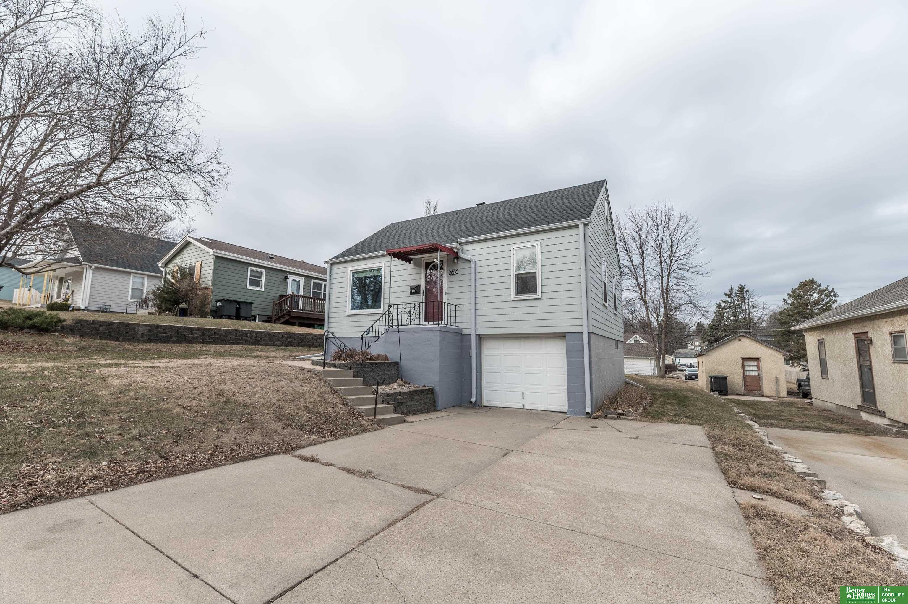 2616 S 38 Street