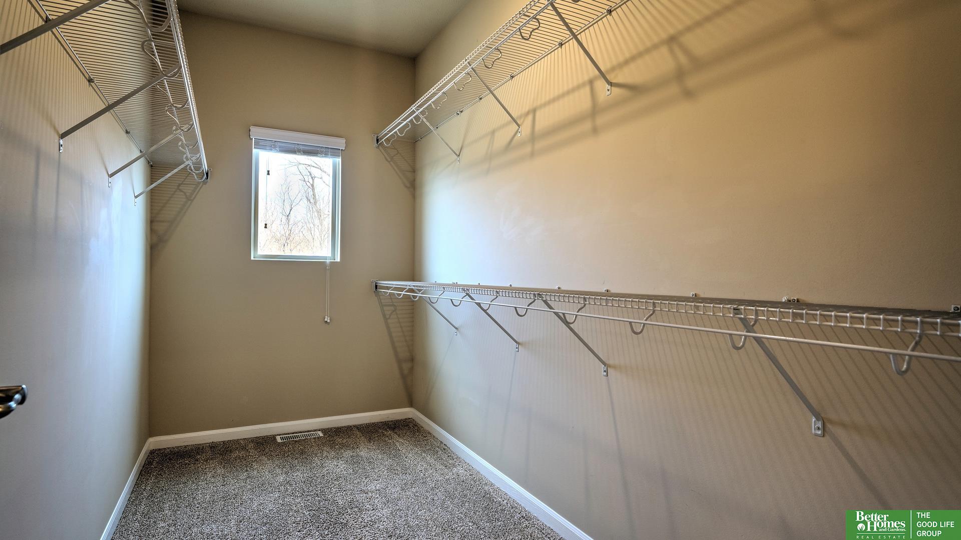1806 Pilgrim Drive