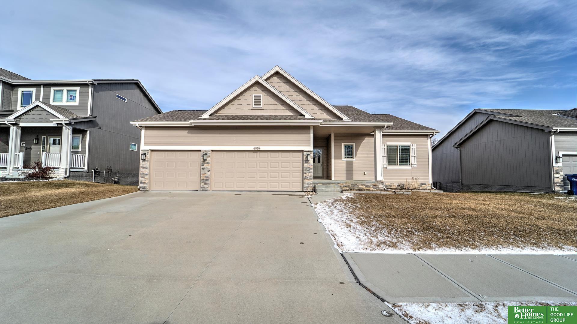 1806 Pilgrim Drive