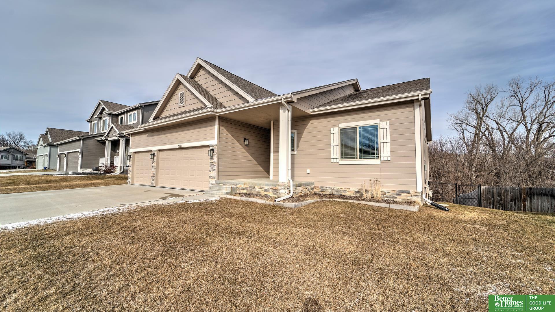 1806 Pilgrim Drive