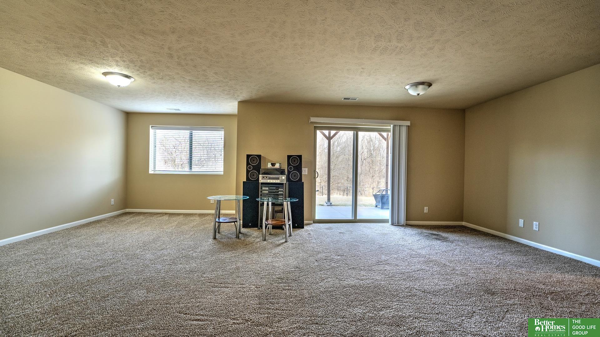 1806 Pilgrim Drive