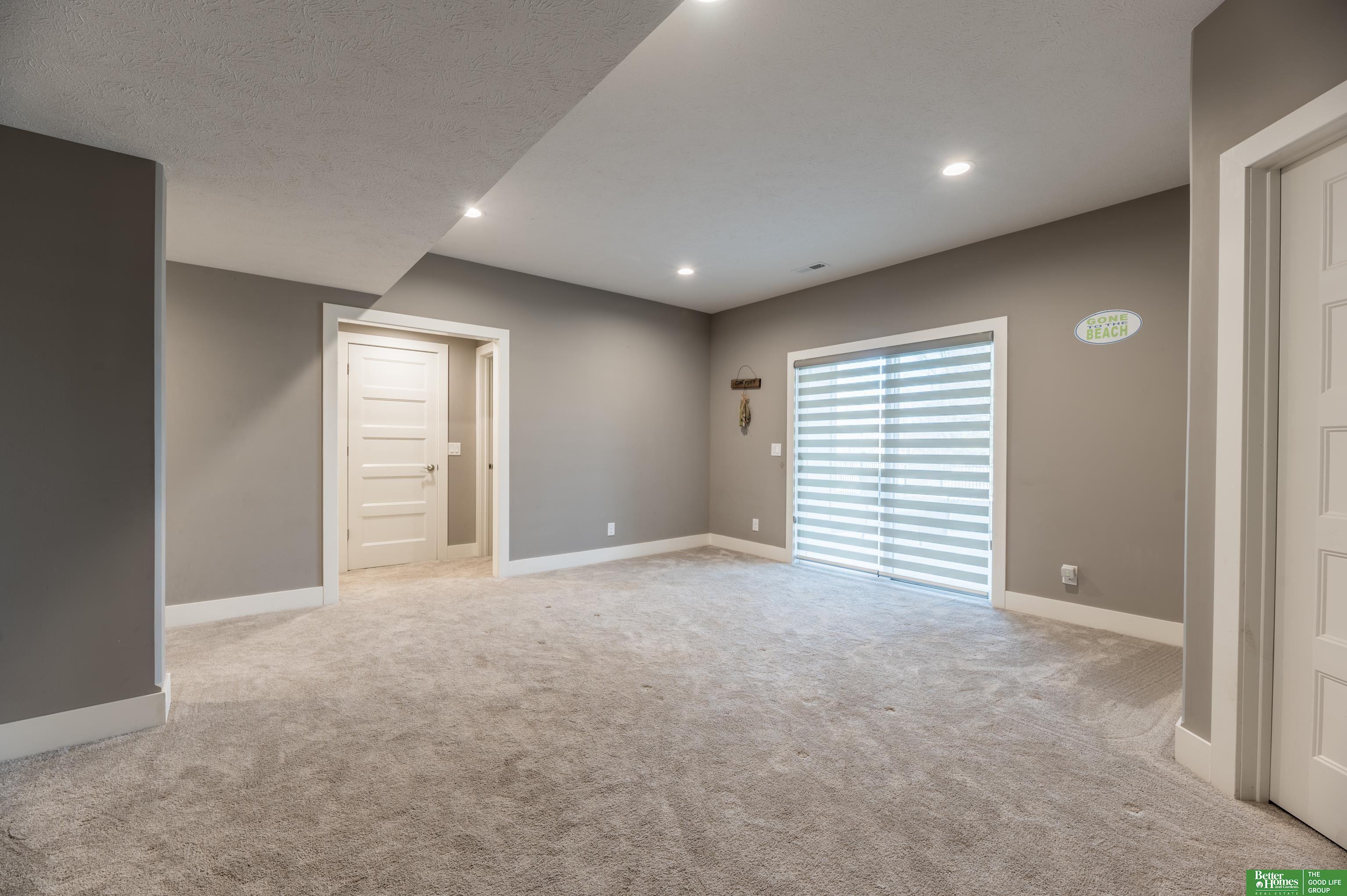 2602 Fountain Circle