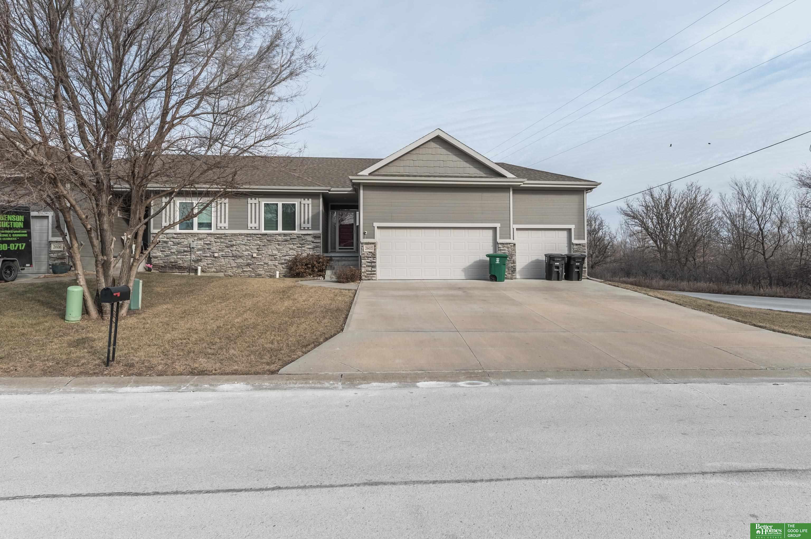2602 Fountain Circle