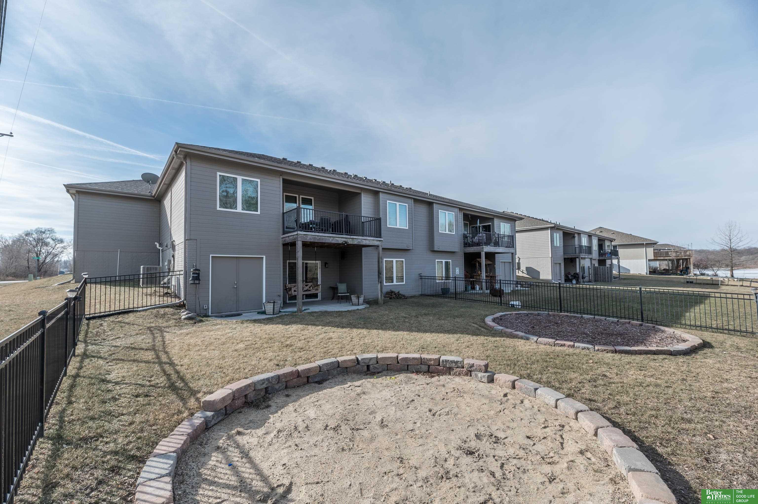 2602 Fountain Circle