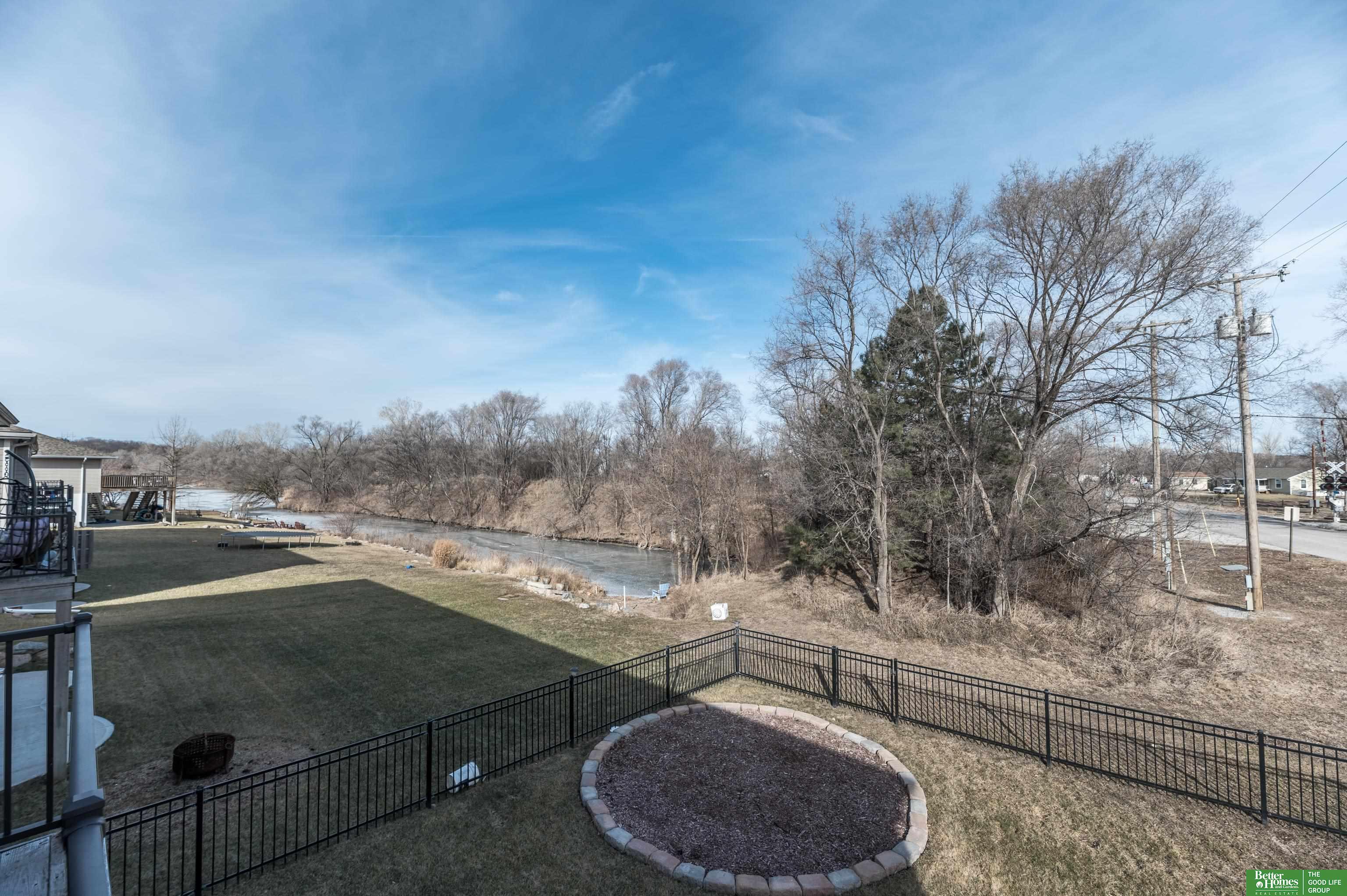 2602 Fountain Circle