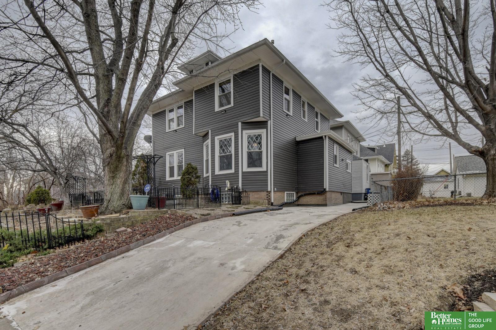 3554 Woolworth Avenue