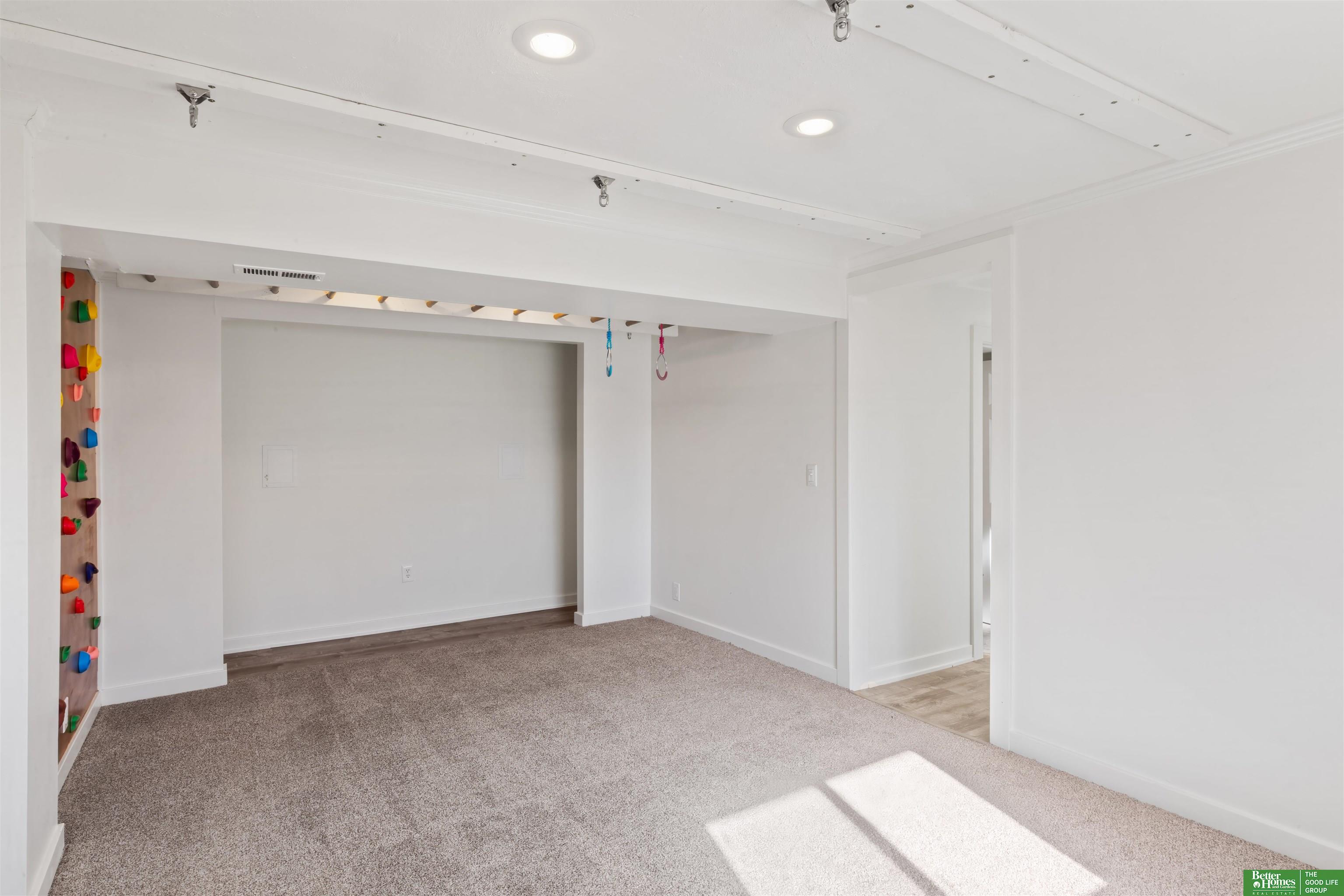 14112 Greenfield Road