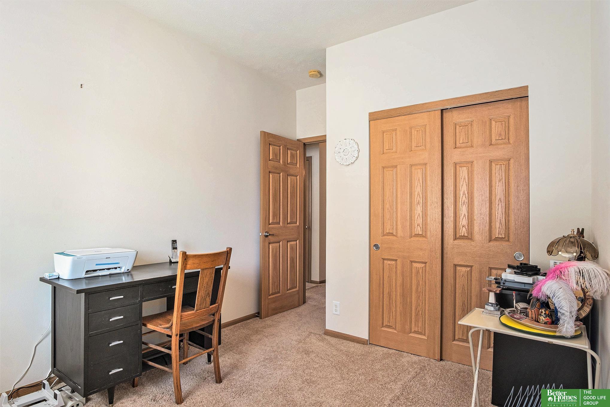 6010 S 190 Terrace