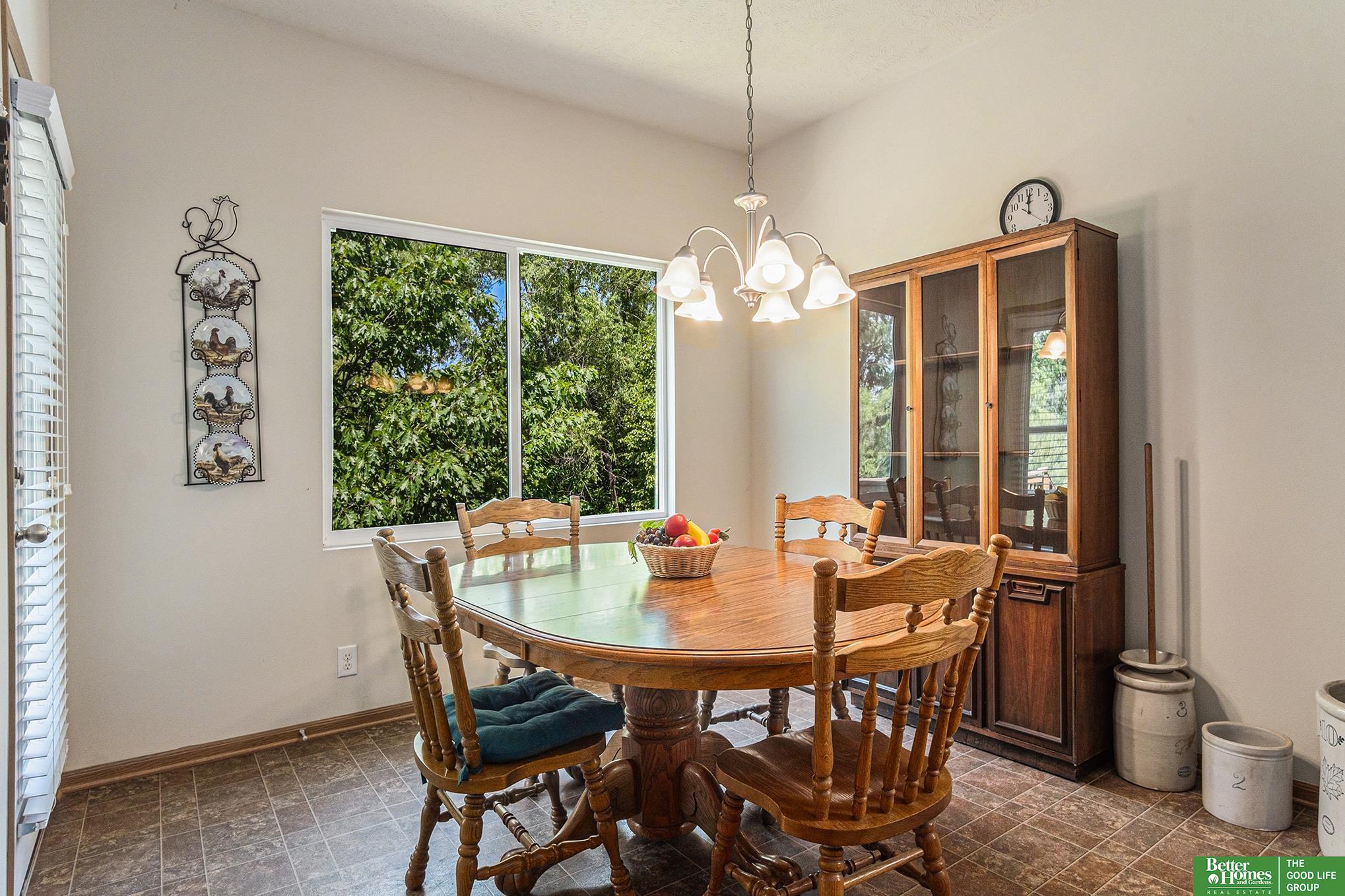 6010 S 190 Terrace