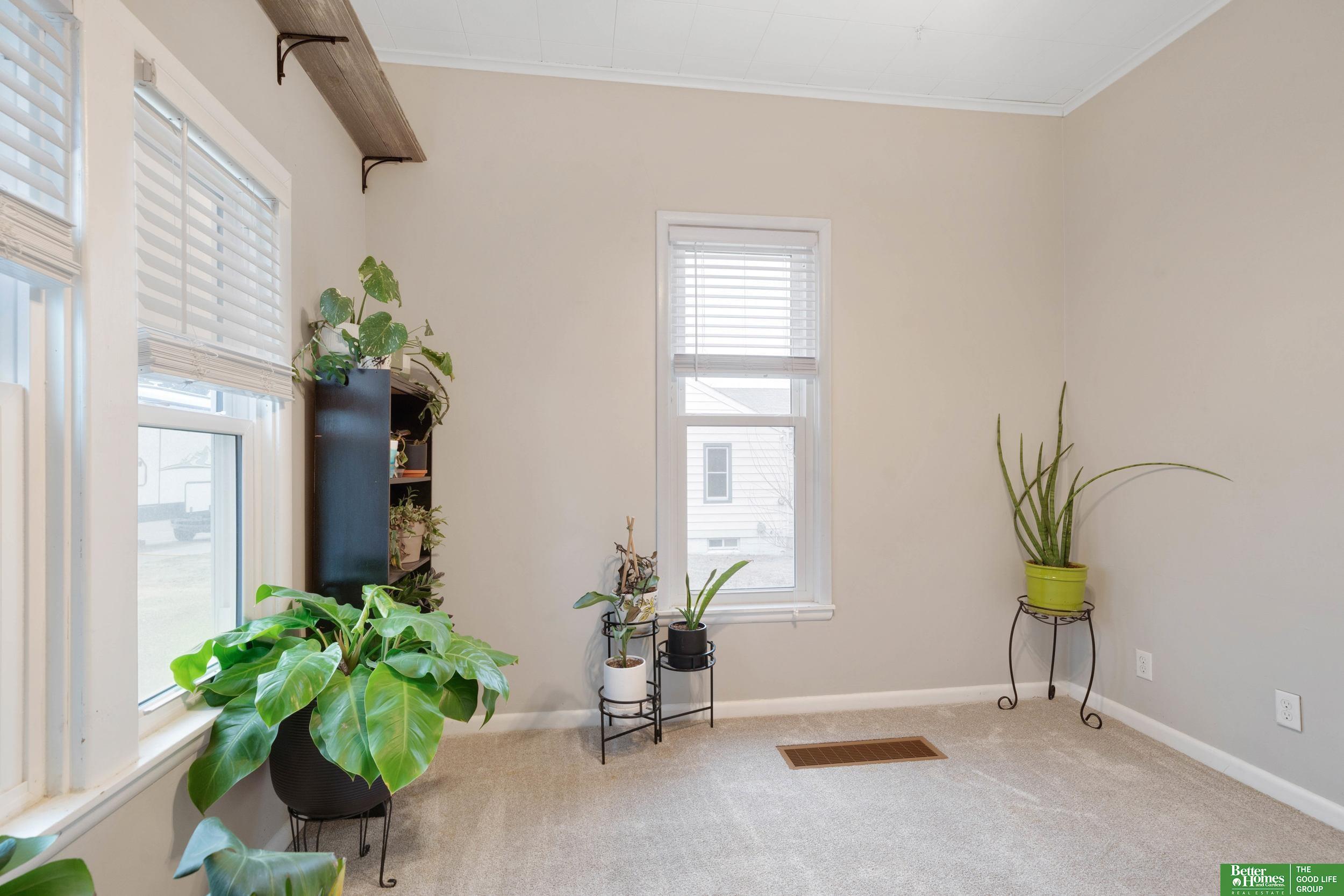 360 Maple Street