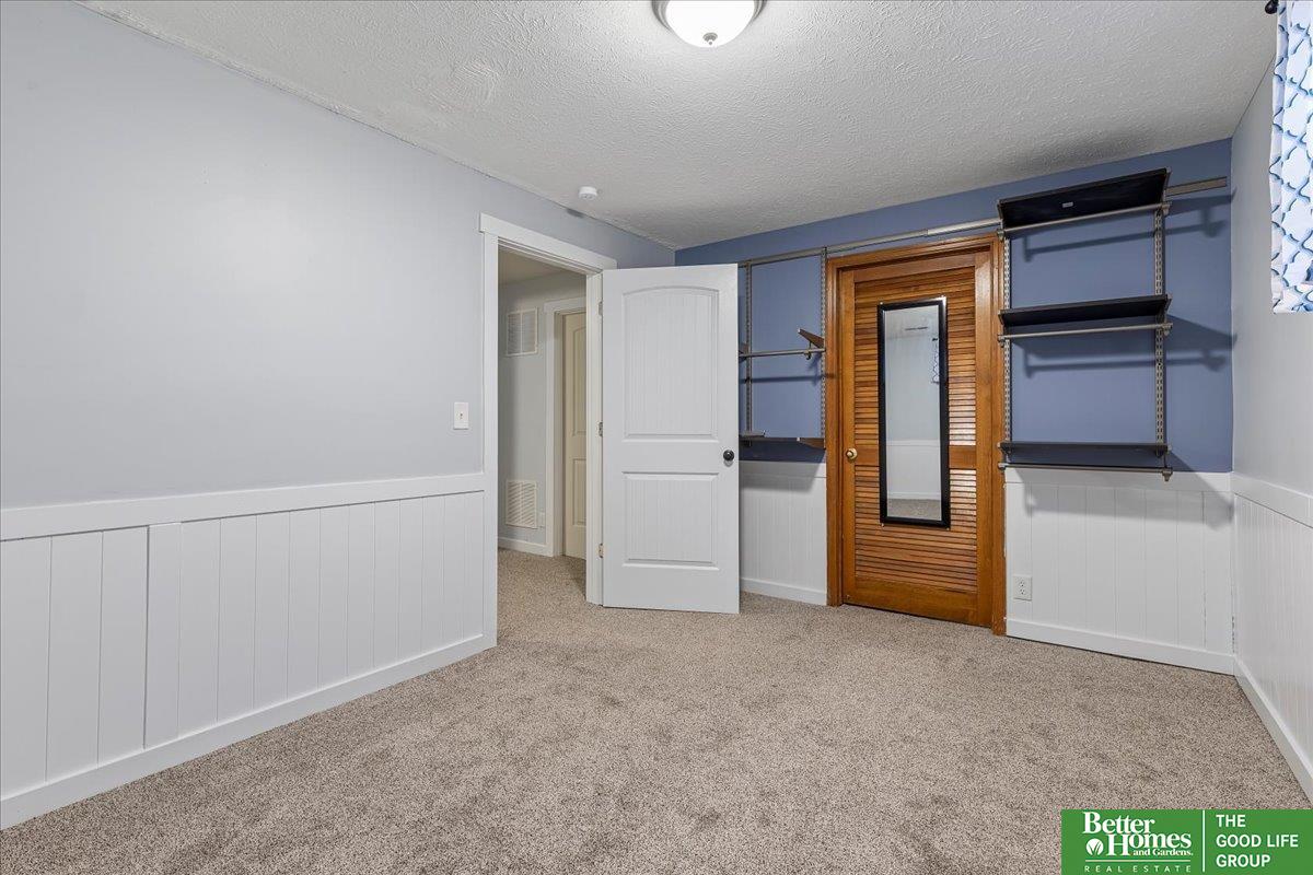 15672 Shamrock Circle