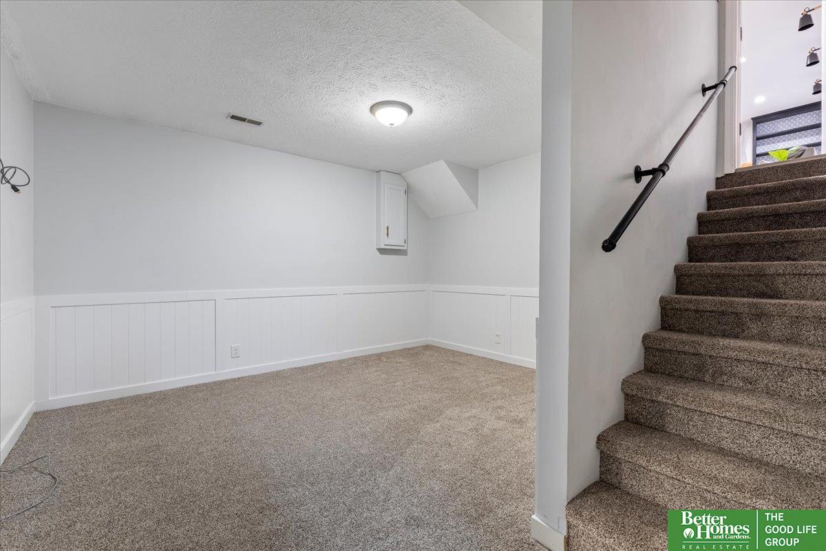 15672 Shamrock Circle