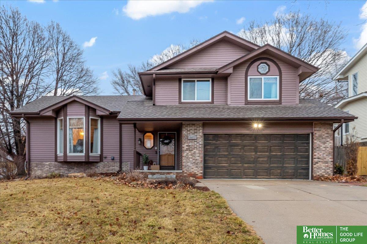 15672 Shamrock Circle