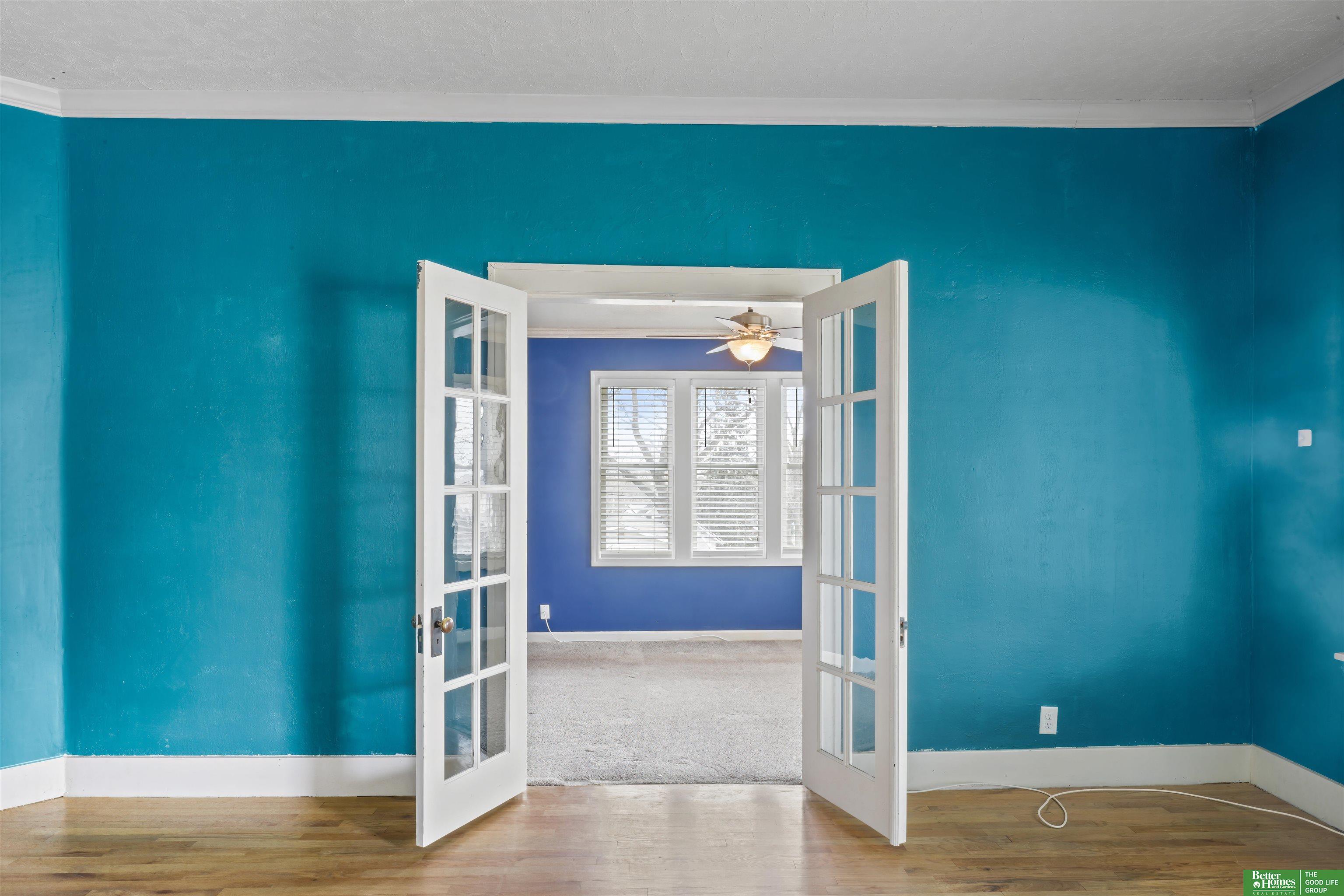 110 W 18 Avenue