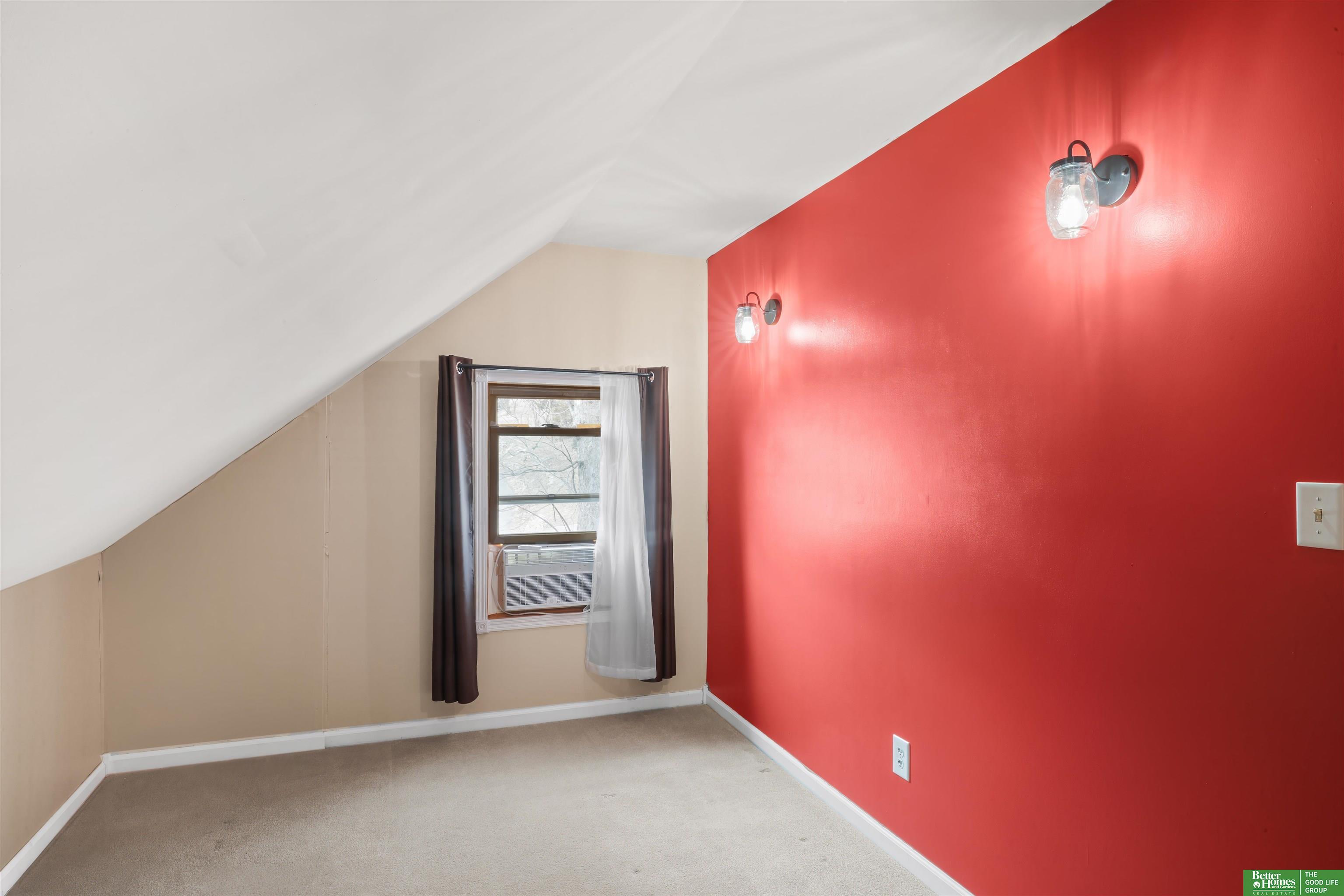 110 W 18 Avenue