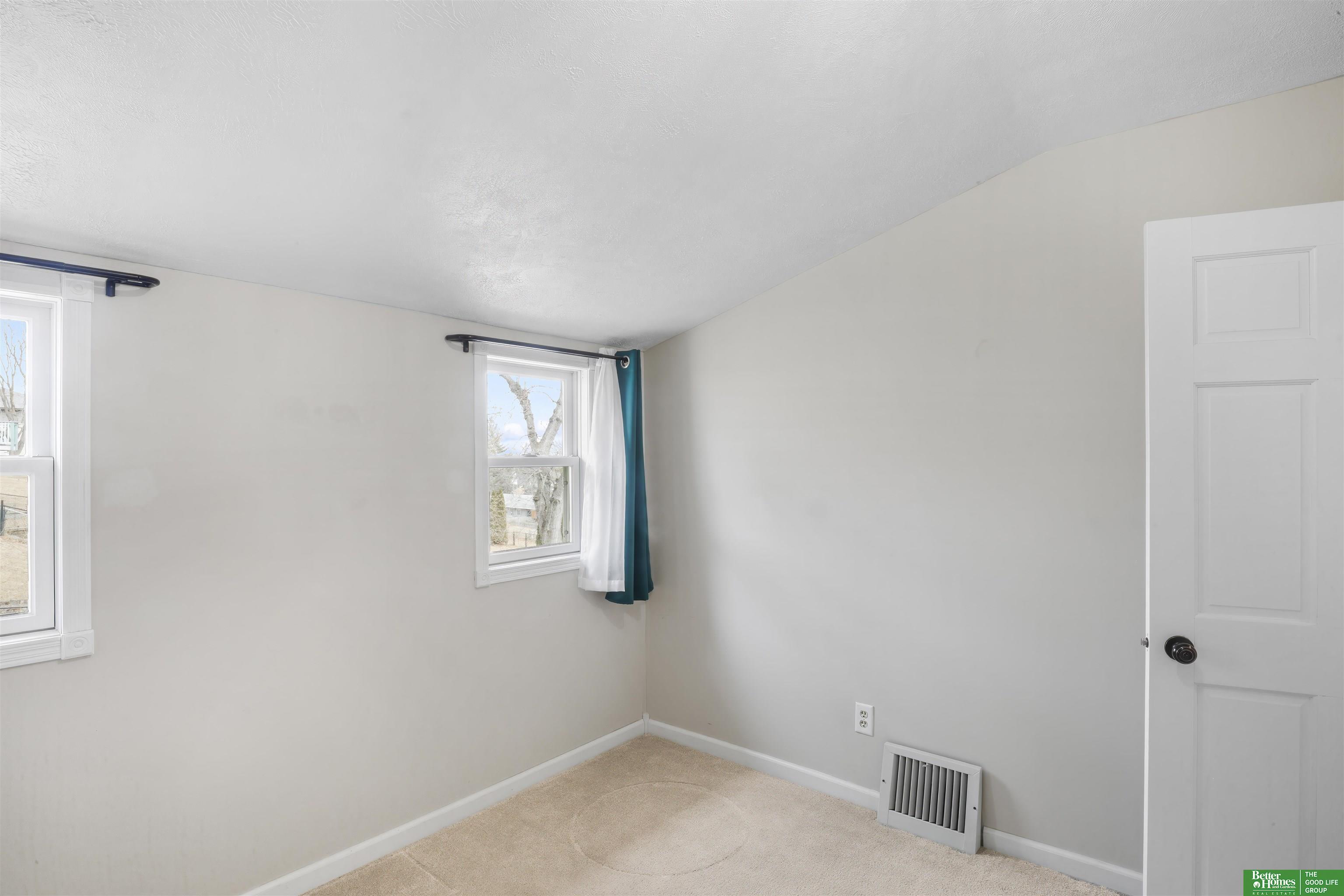 110 W 18 Avenue