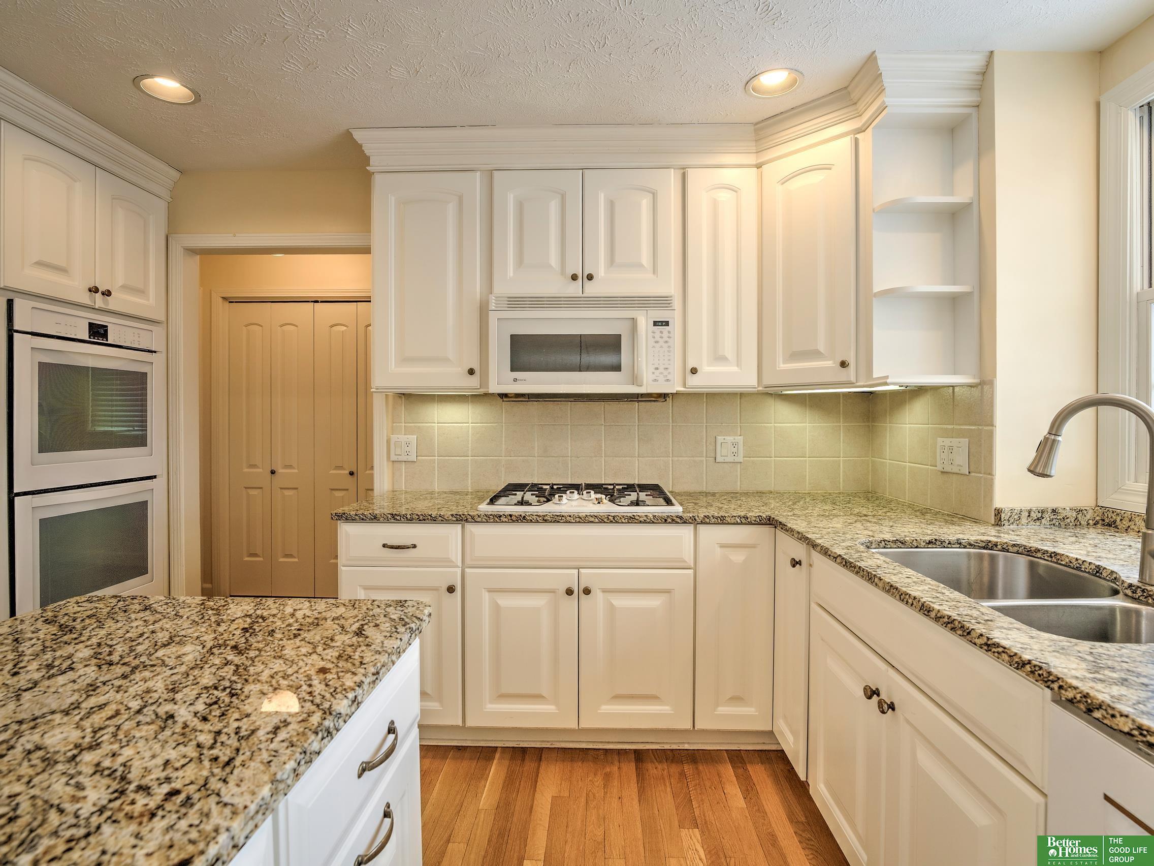 16112 Ontario Circle