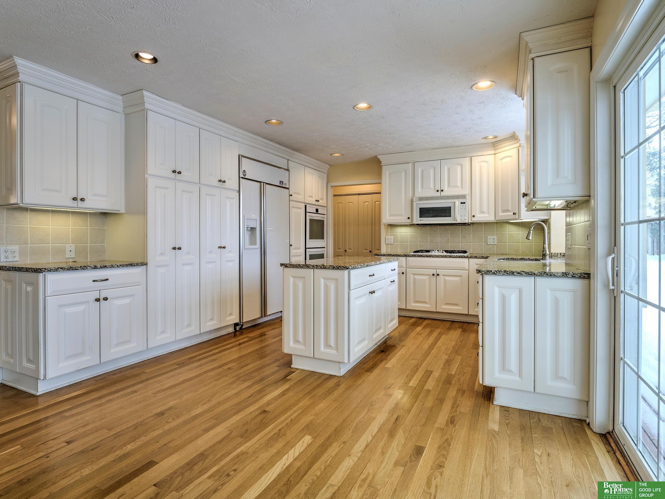 16112 Ontario Circle