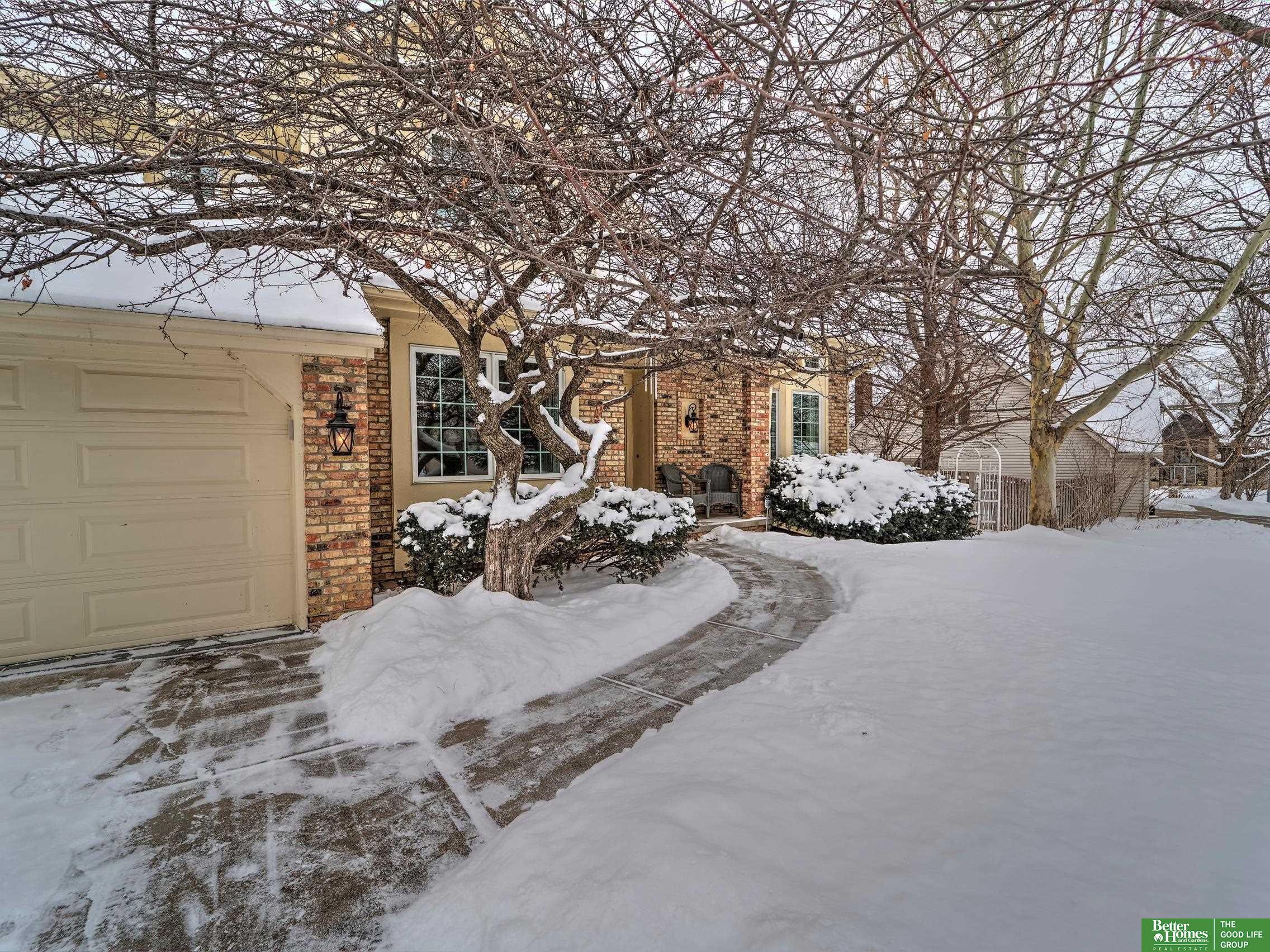 16112 Ontario Circle