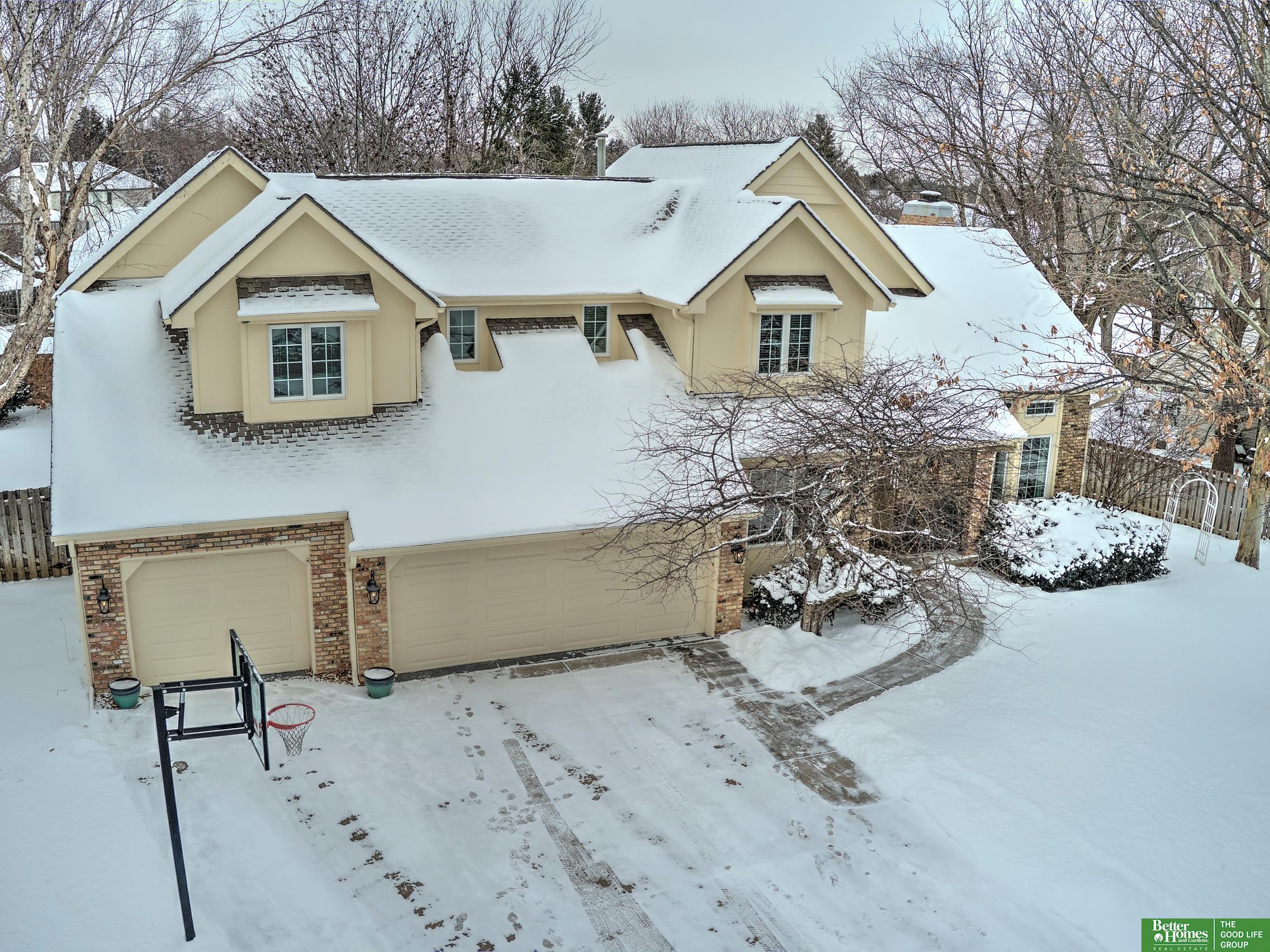 16112 Ontario Circle