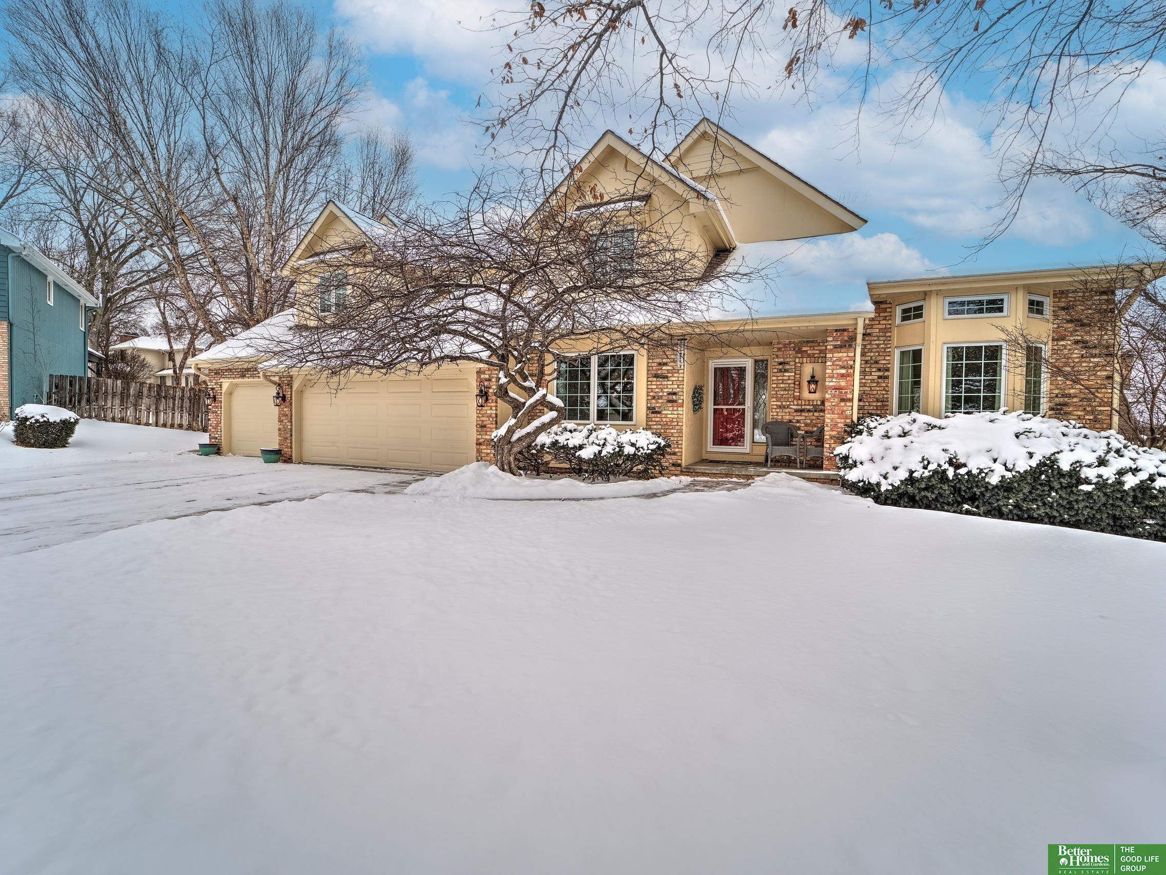 16112 Ontario Circle