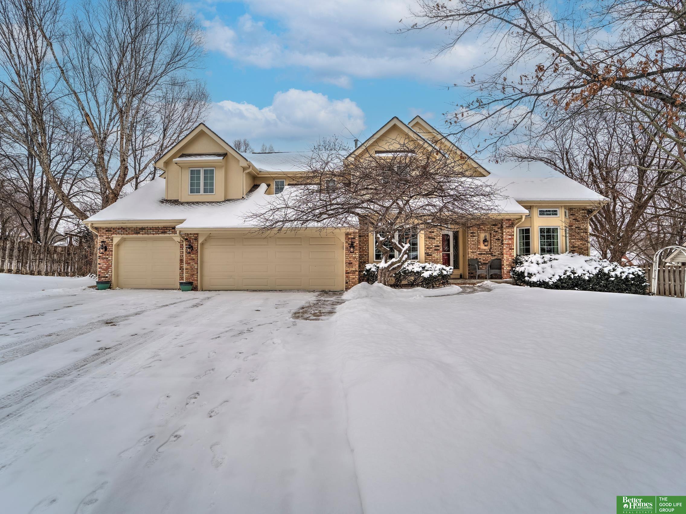 16112 Ontario Circle
