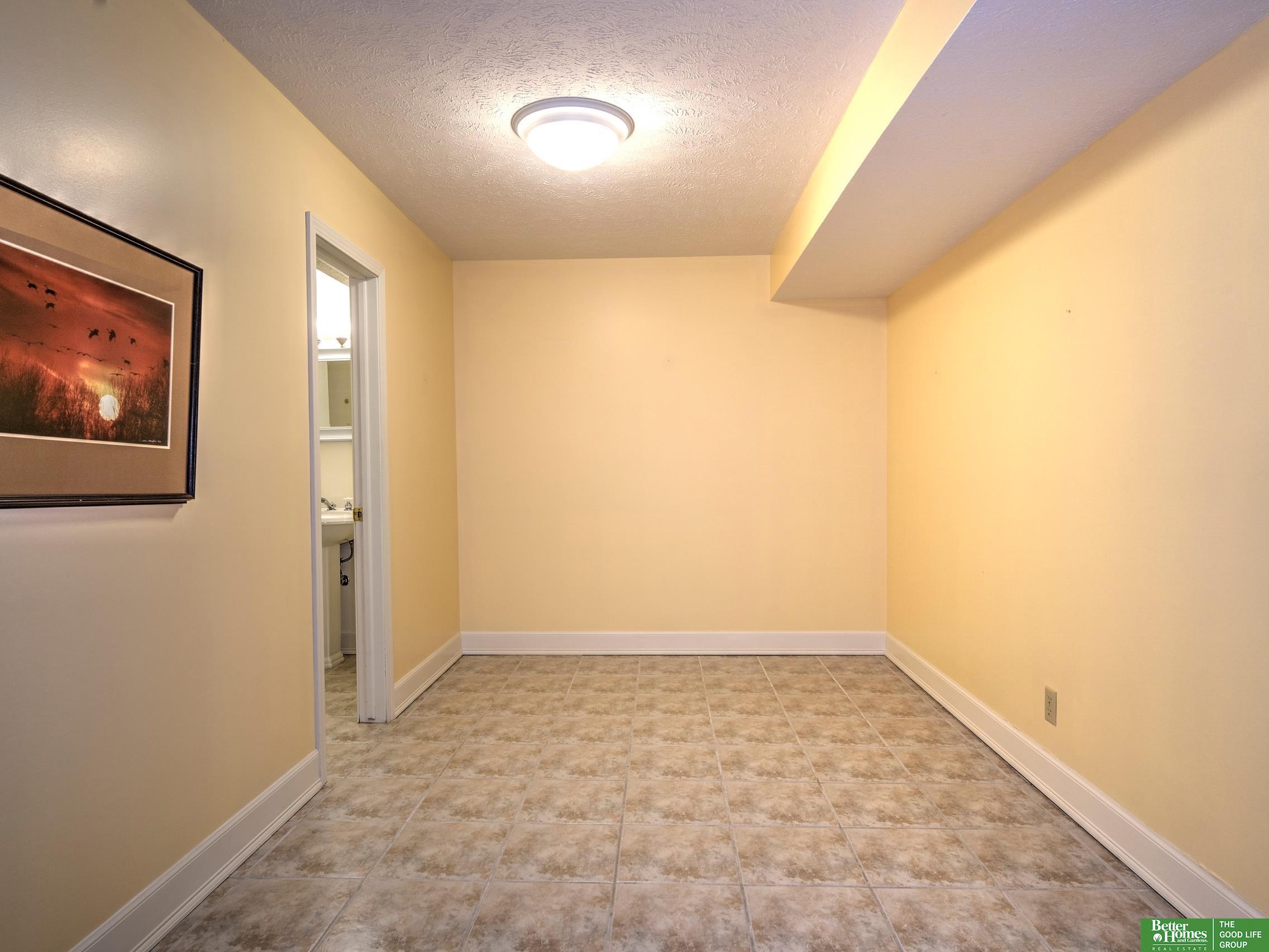 16112 Ontario Circle