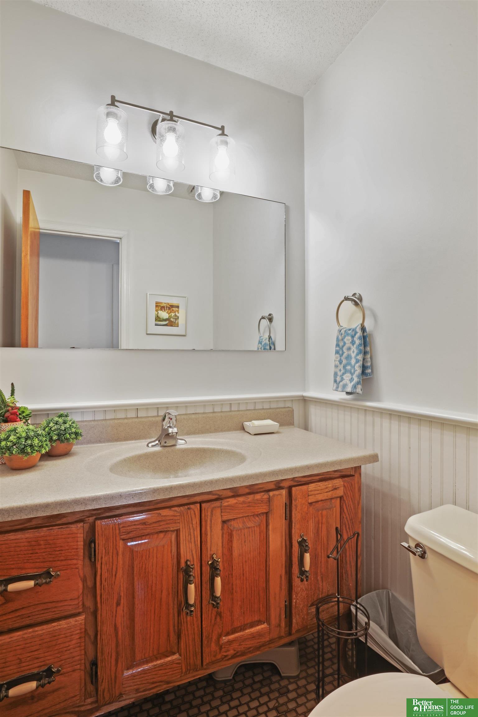 15617 Capitol Circle