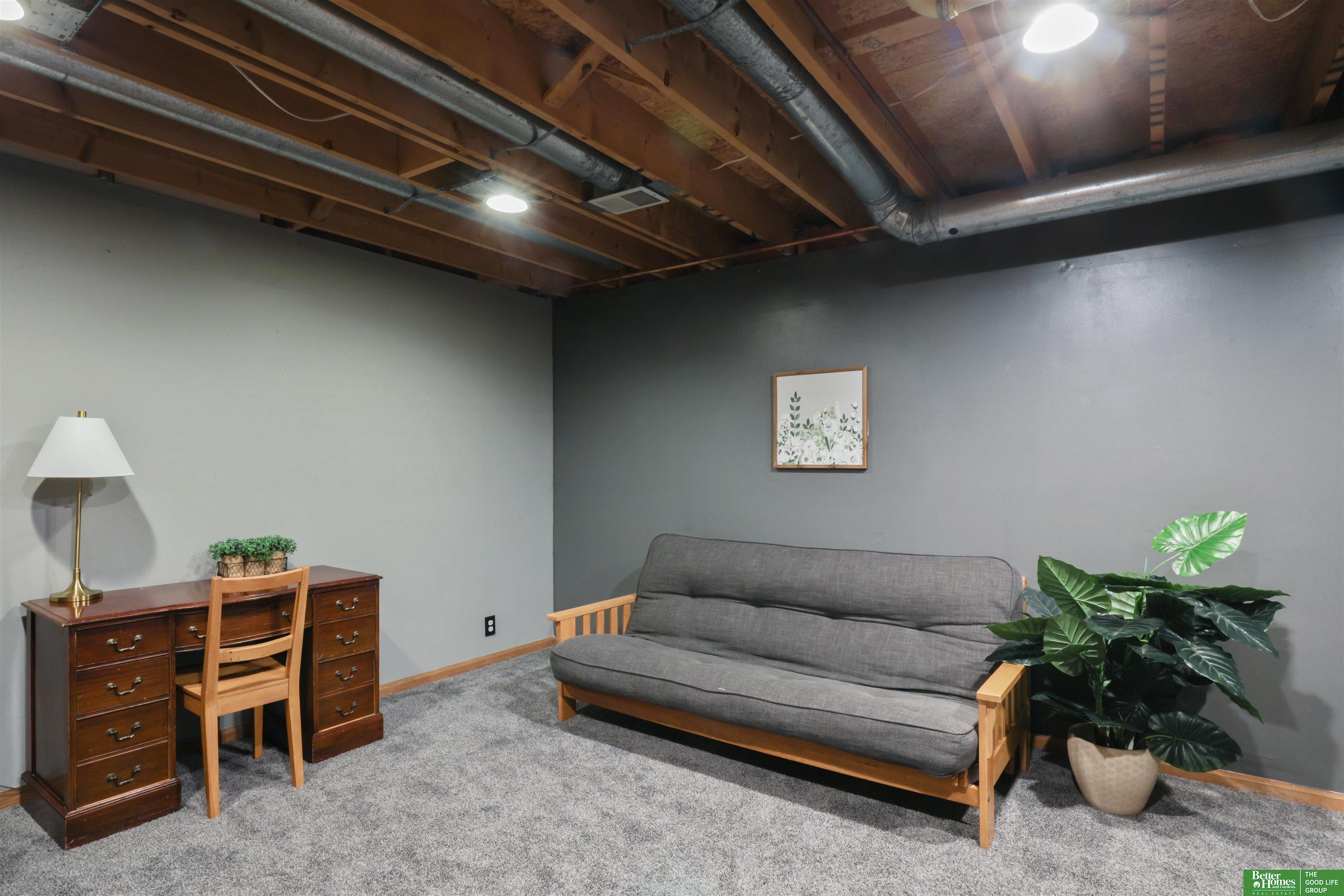 15617 Capitol Circle