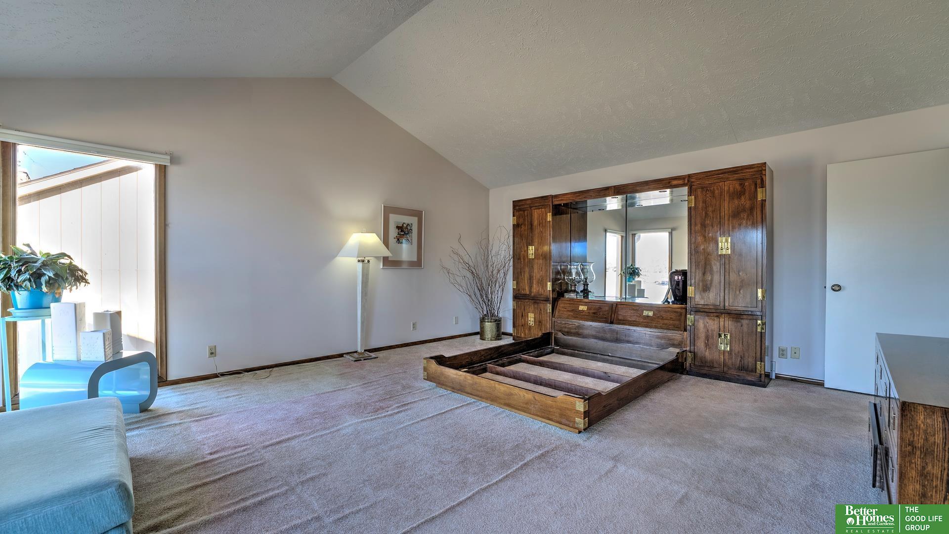 12328 Rose Lane