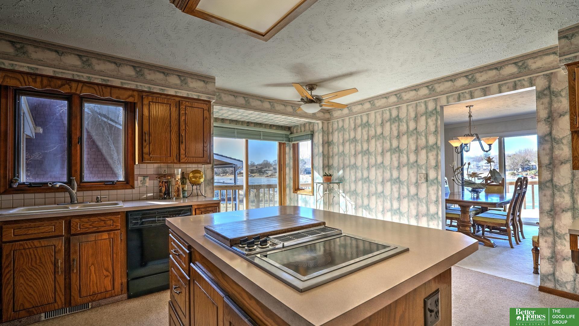 12328 Rose Lane