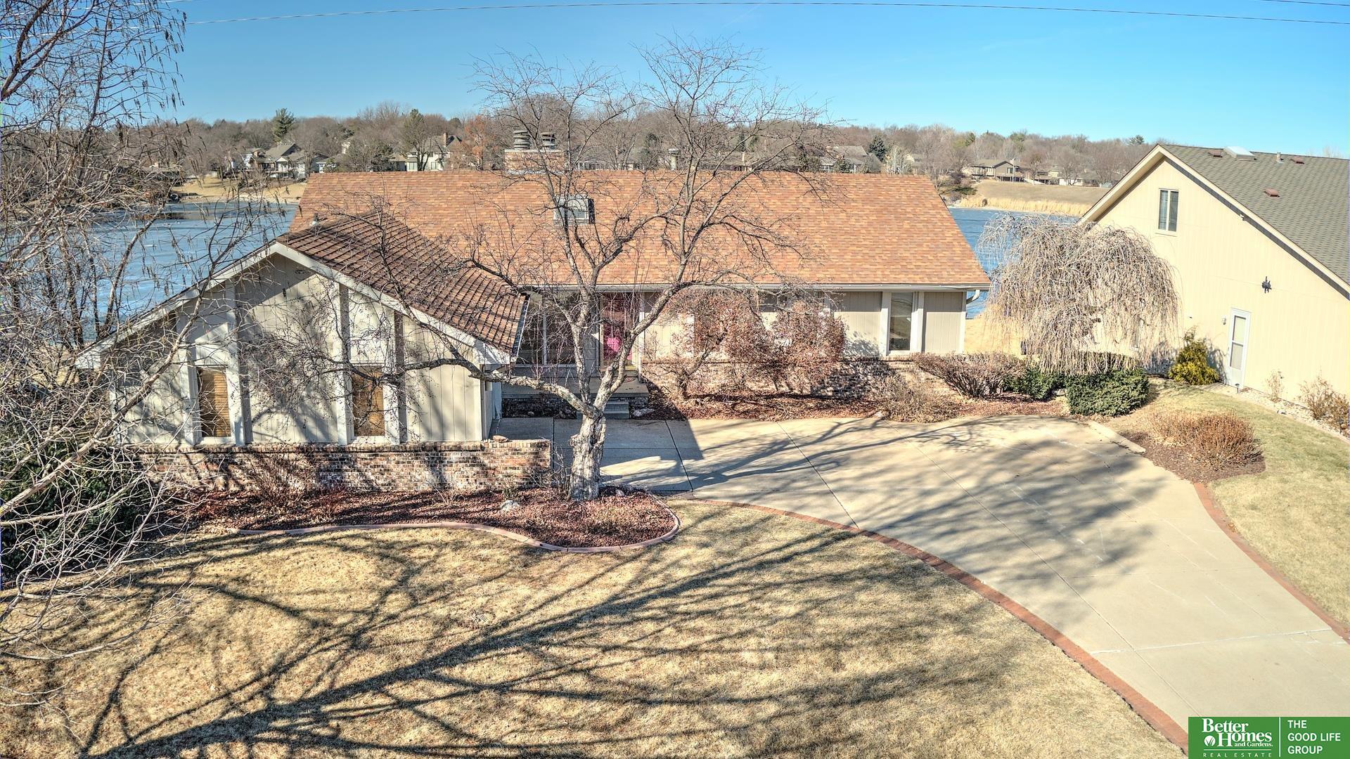 12328 Rose Lane