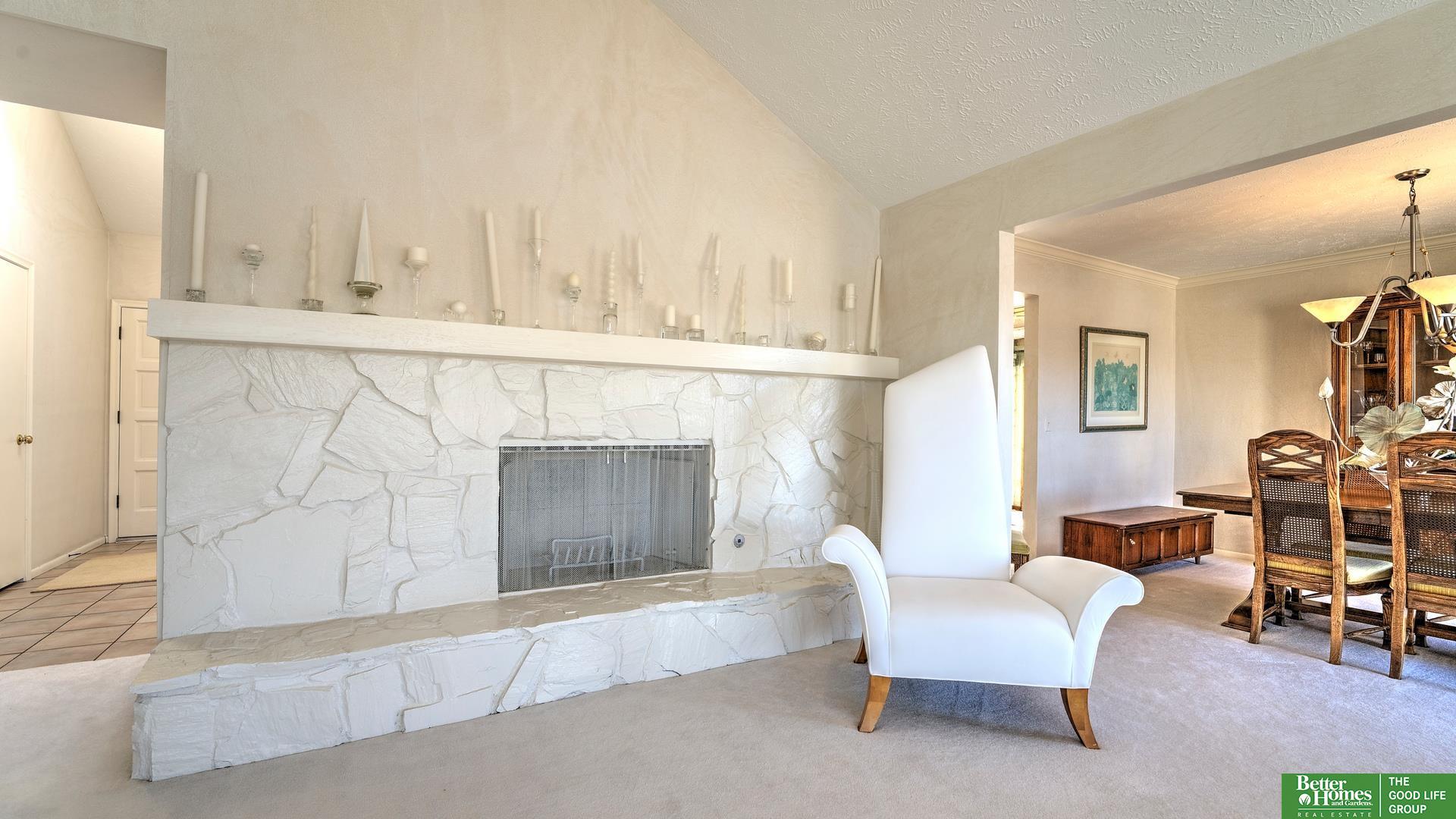 12328 Rose Lane