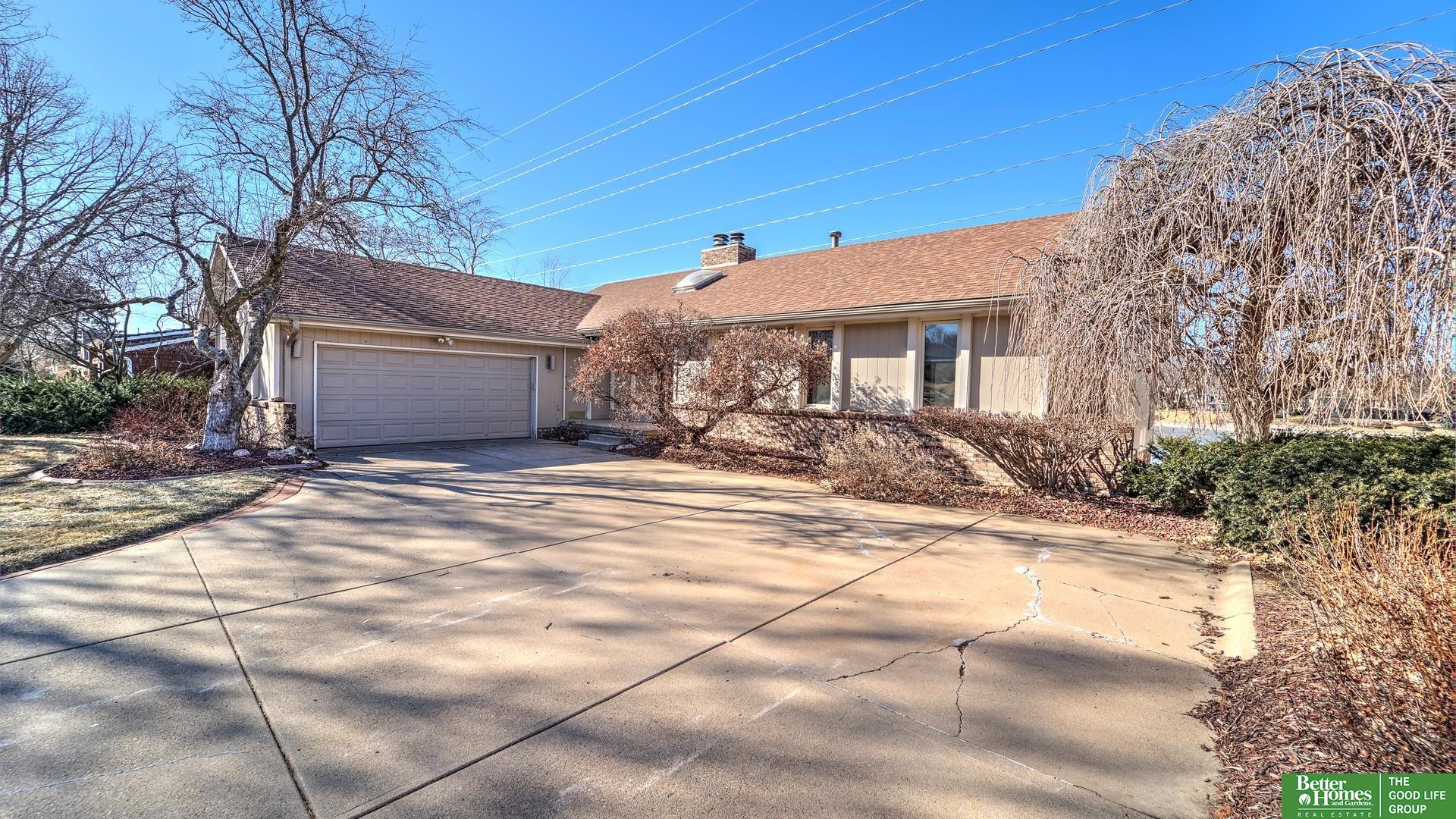 12328 Rose Lane