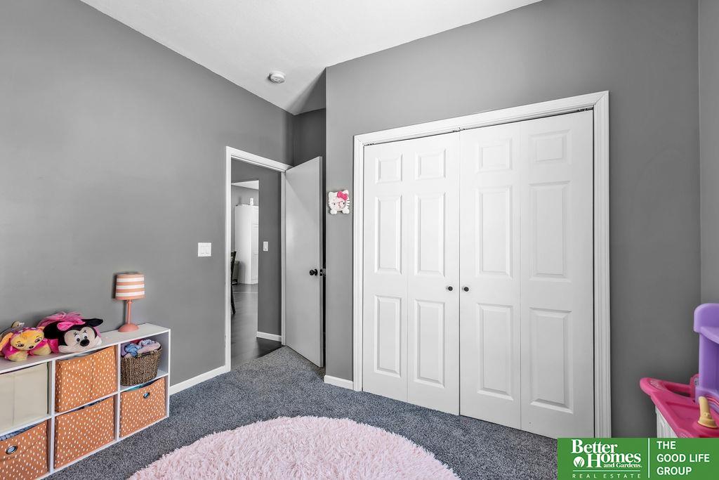 2113 Ridgeway Drive