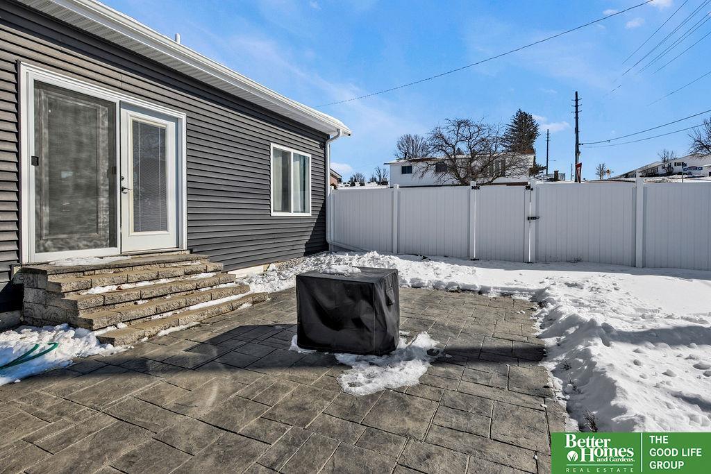 2113 Ridgeway Drive