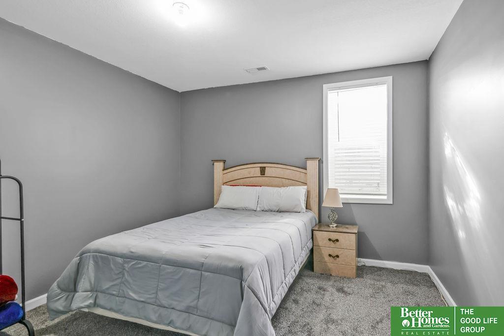 2113 Ridgeway Drive