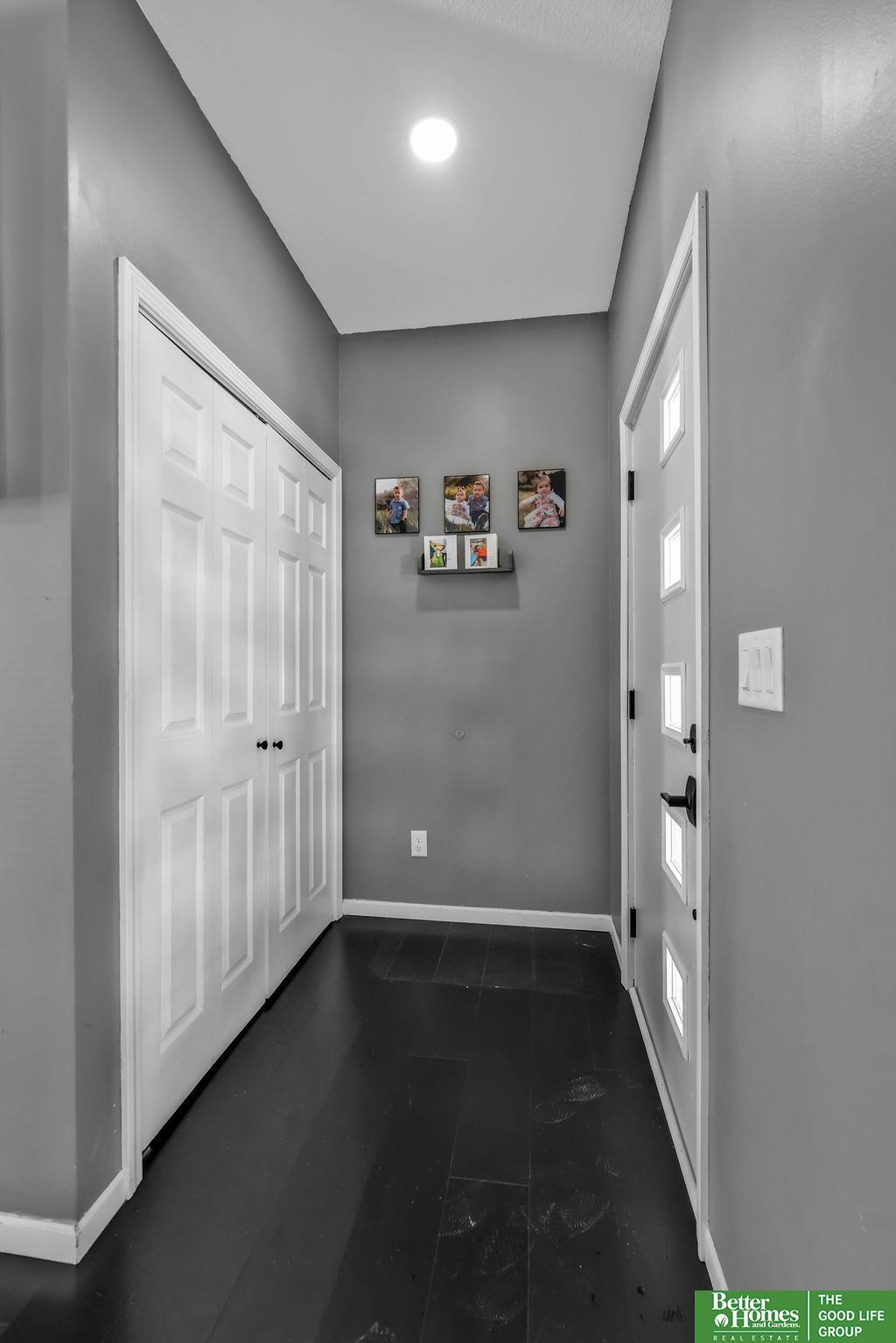 2113 Ridgeway Drive