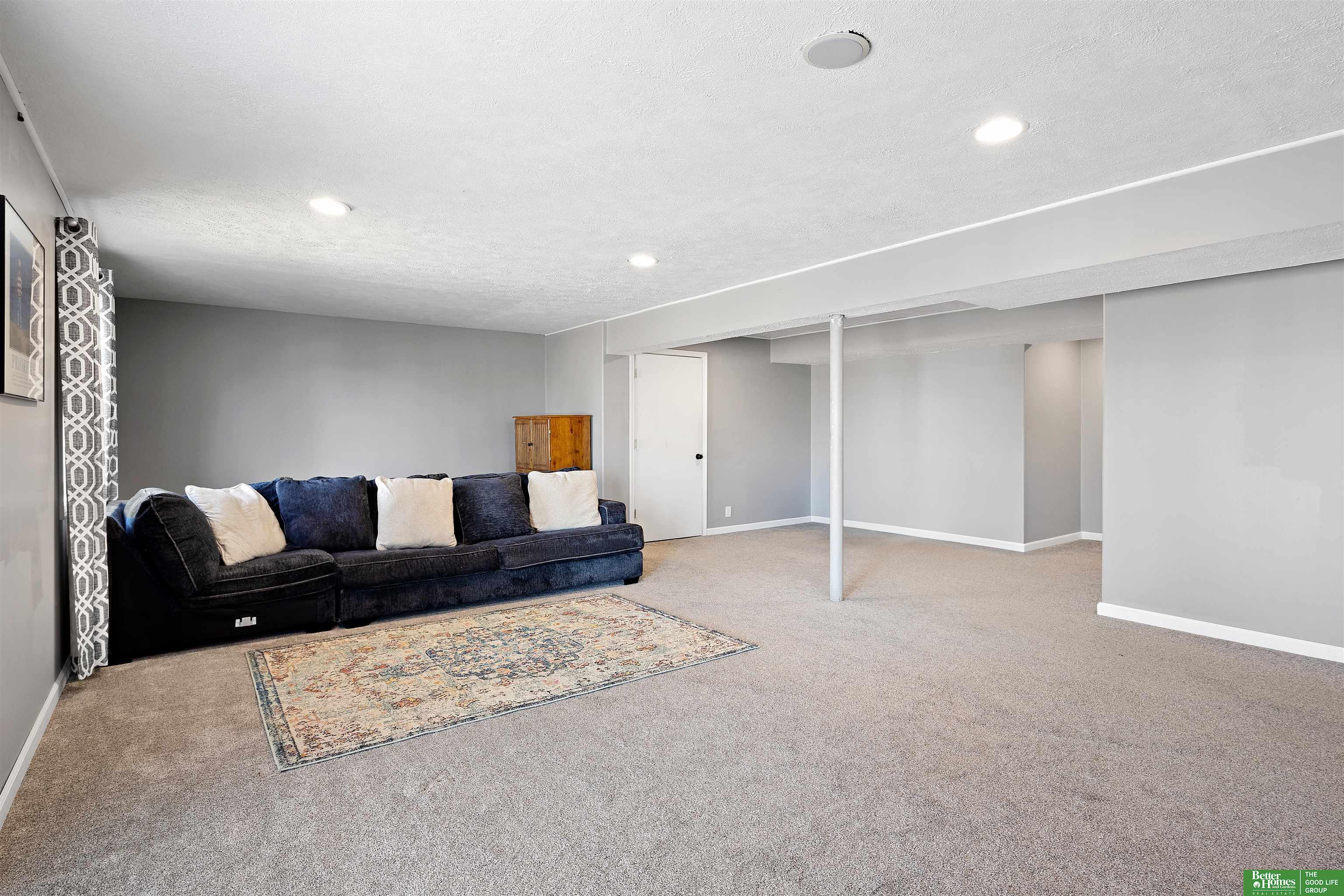 2402 Aberdeen Drive