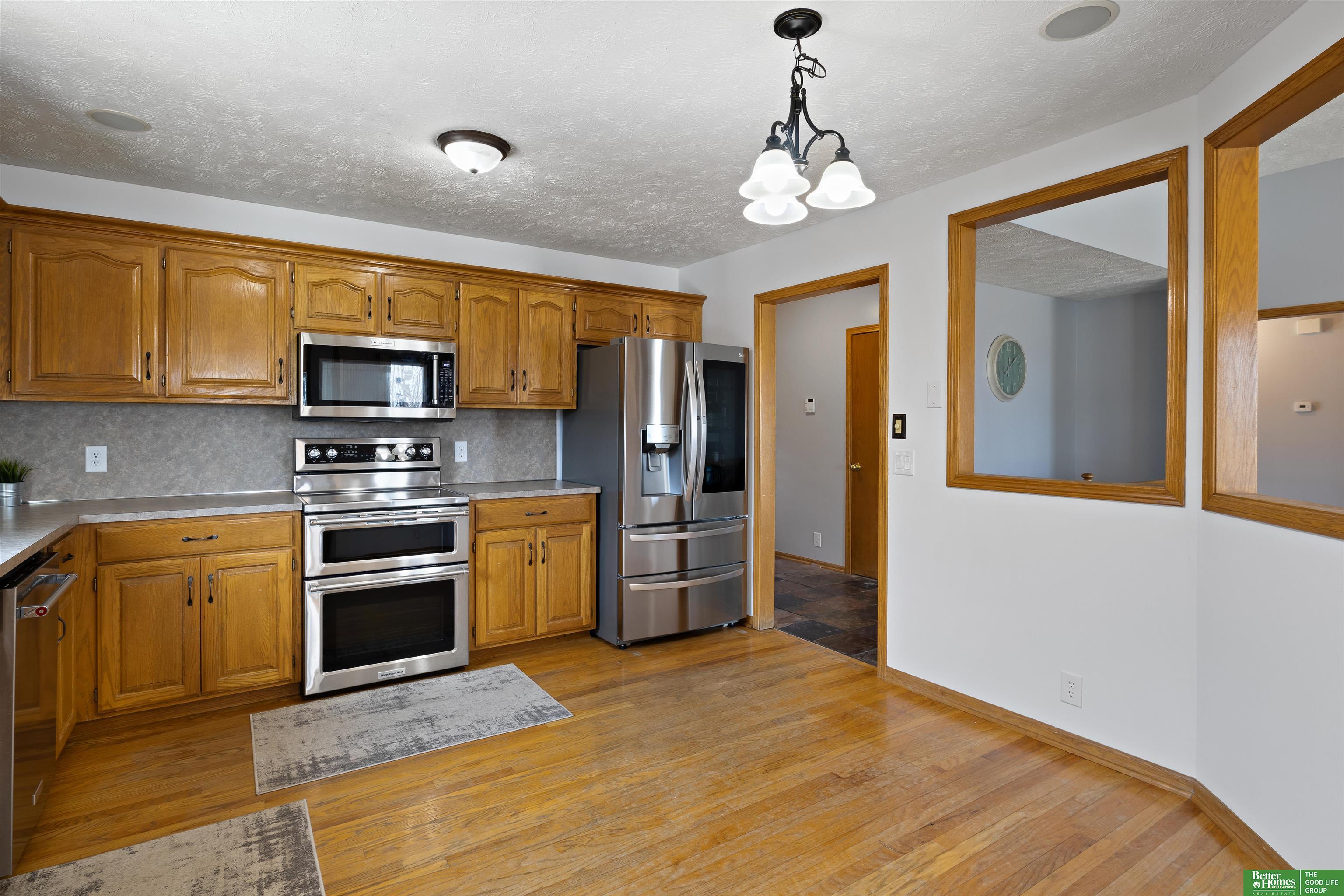 2402 Aberdeen Drive