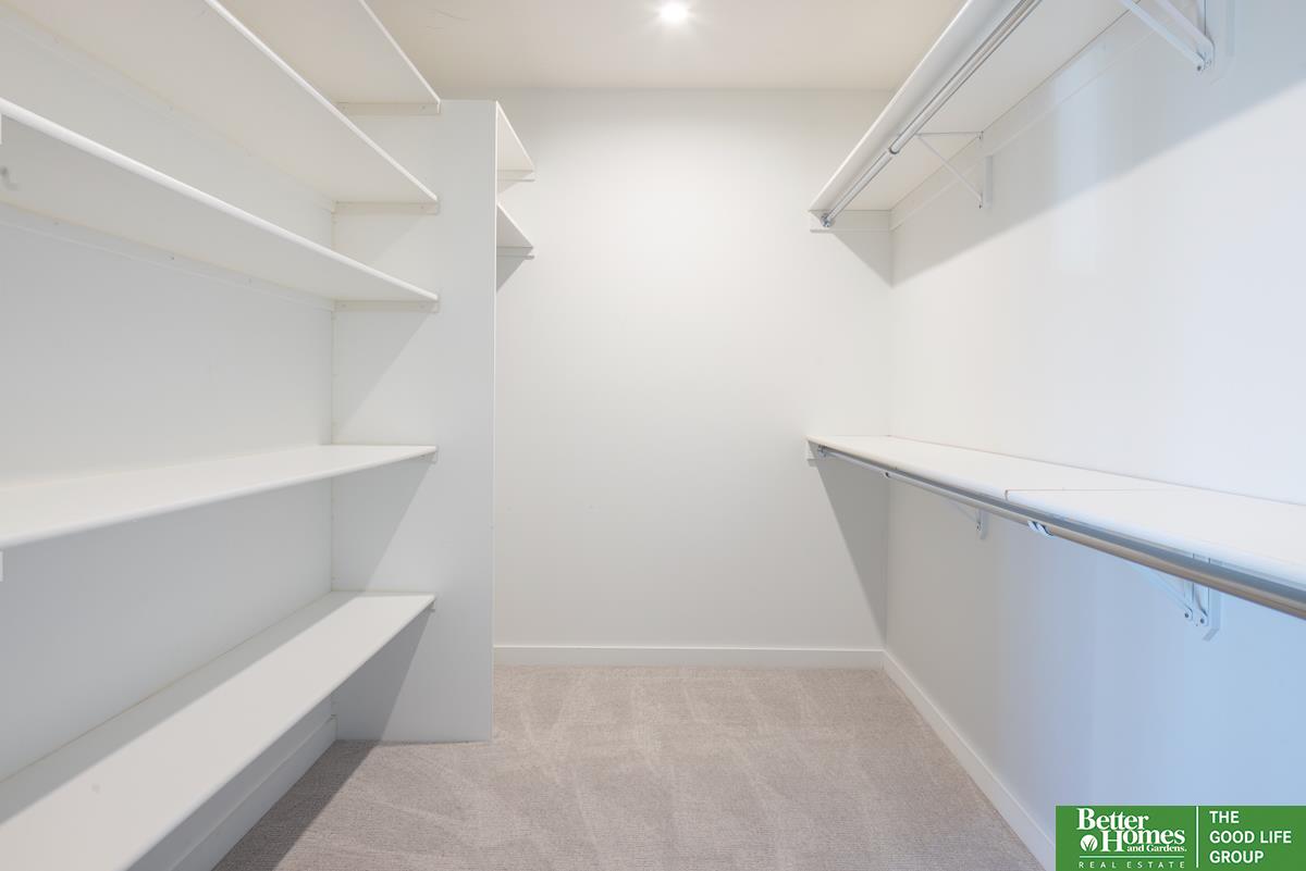 3759 Dewey Street