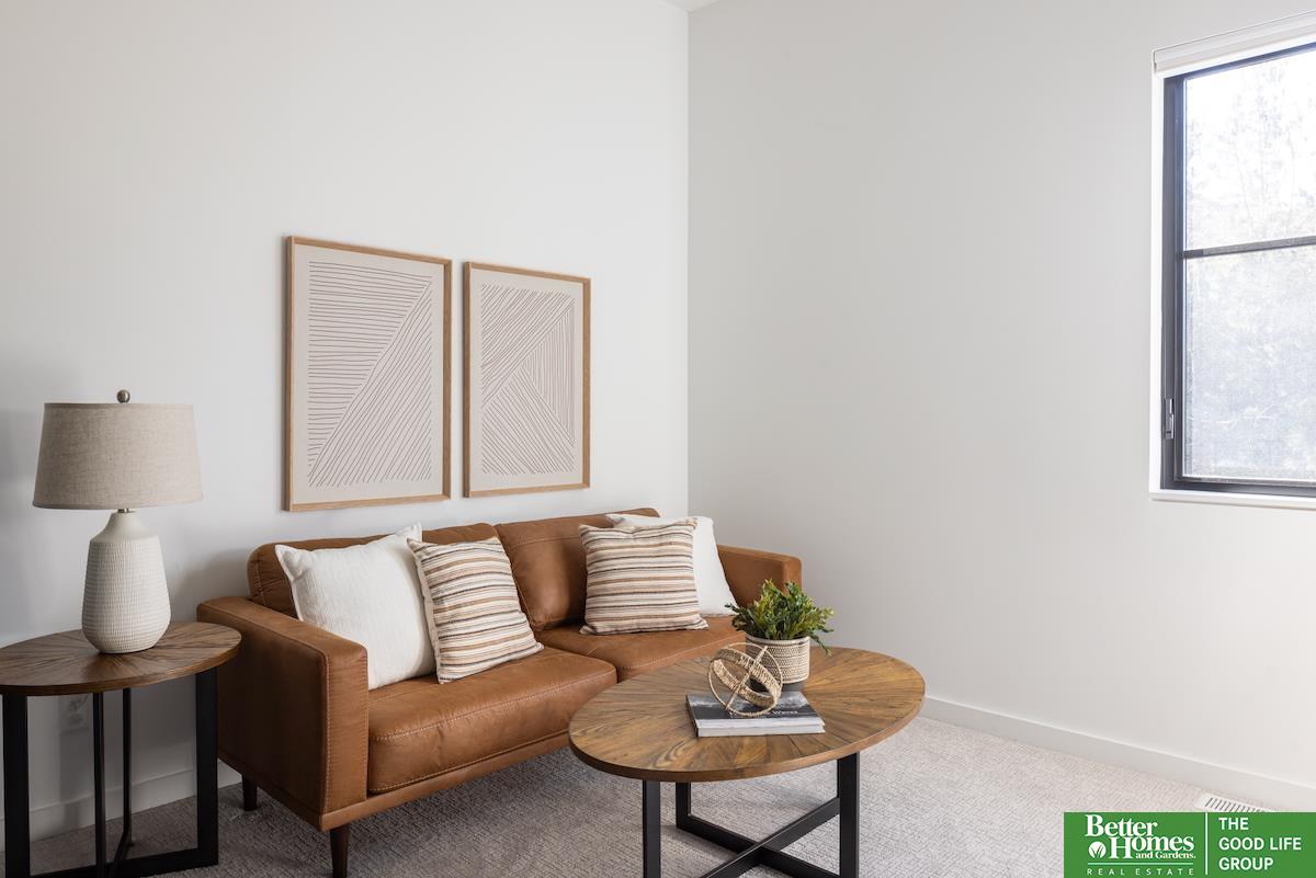 3759 Dewey Street