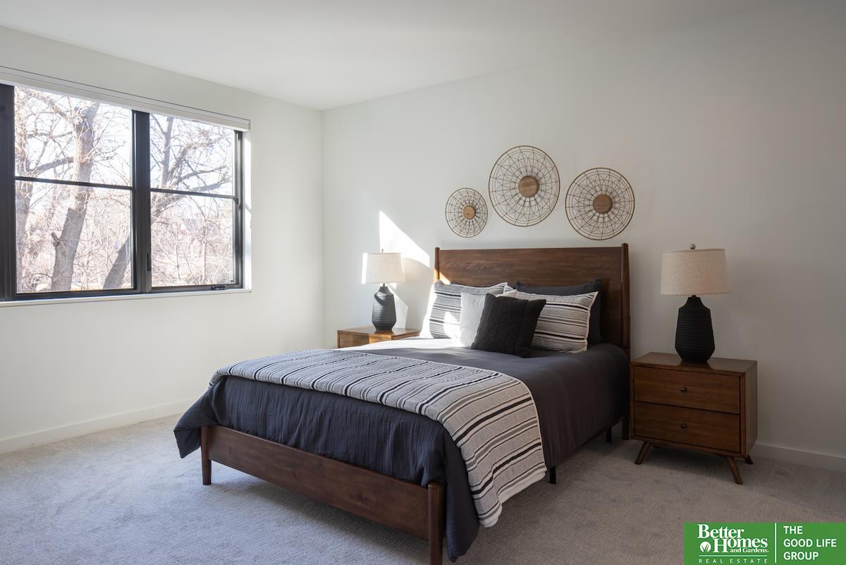 3759 Dewey Street