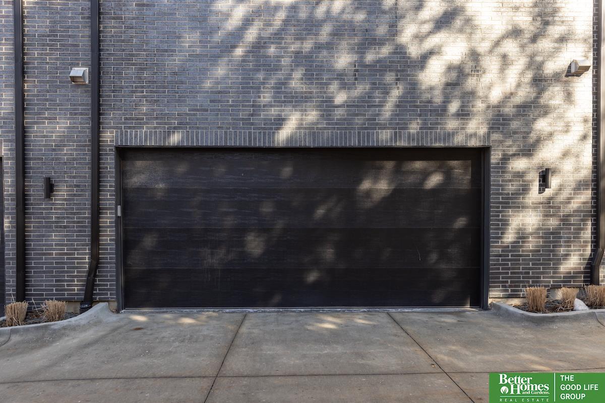 3759 Dewey Street