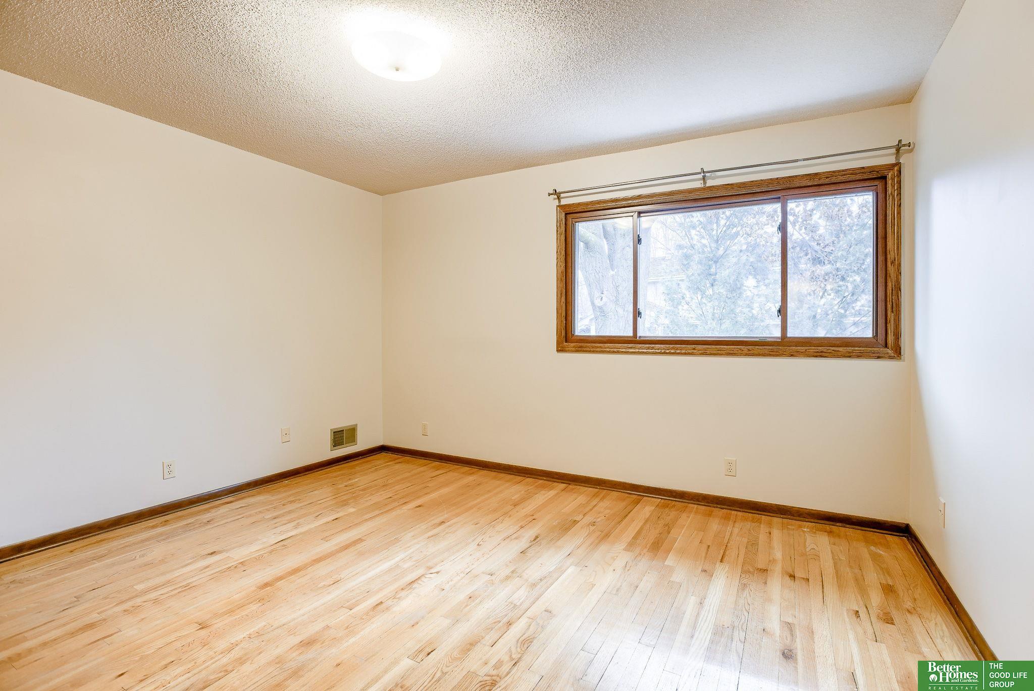 216 S 123rd Street
