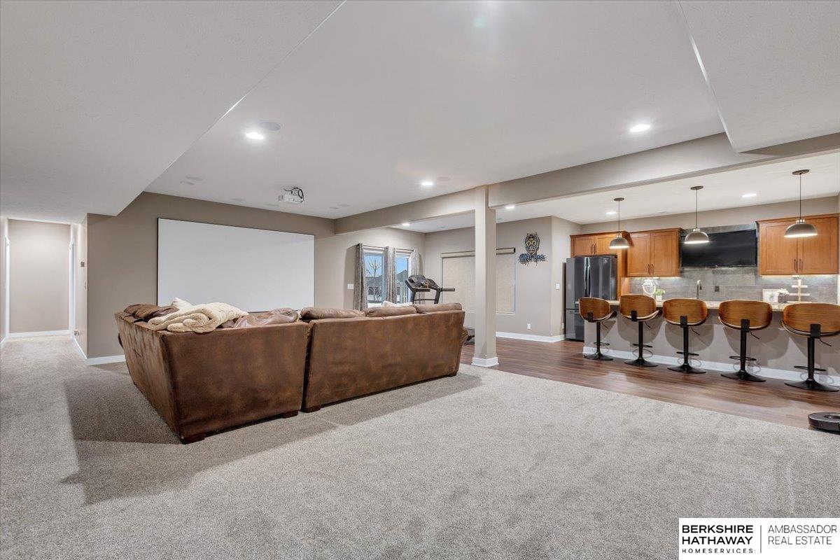 175 N 10th Avenue