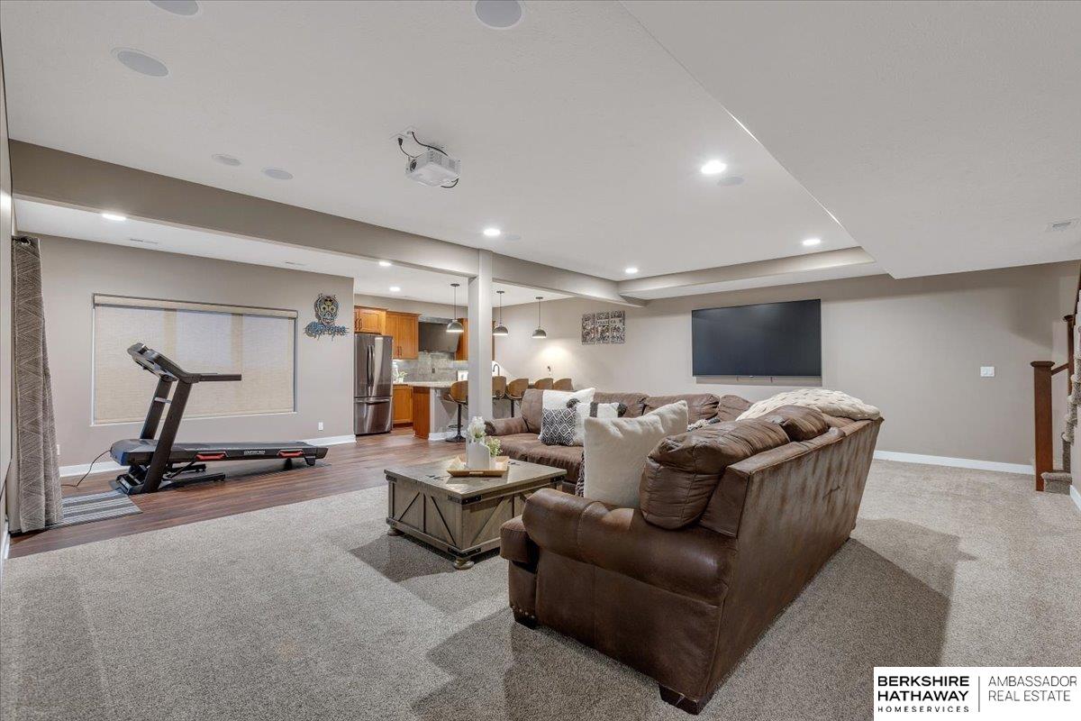 175 N 10th Avenue