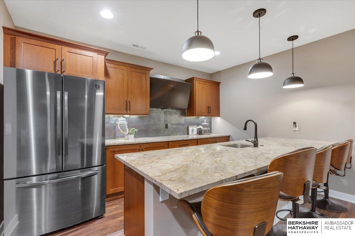 175 N 10th Avenue